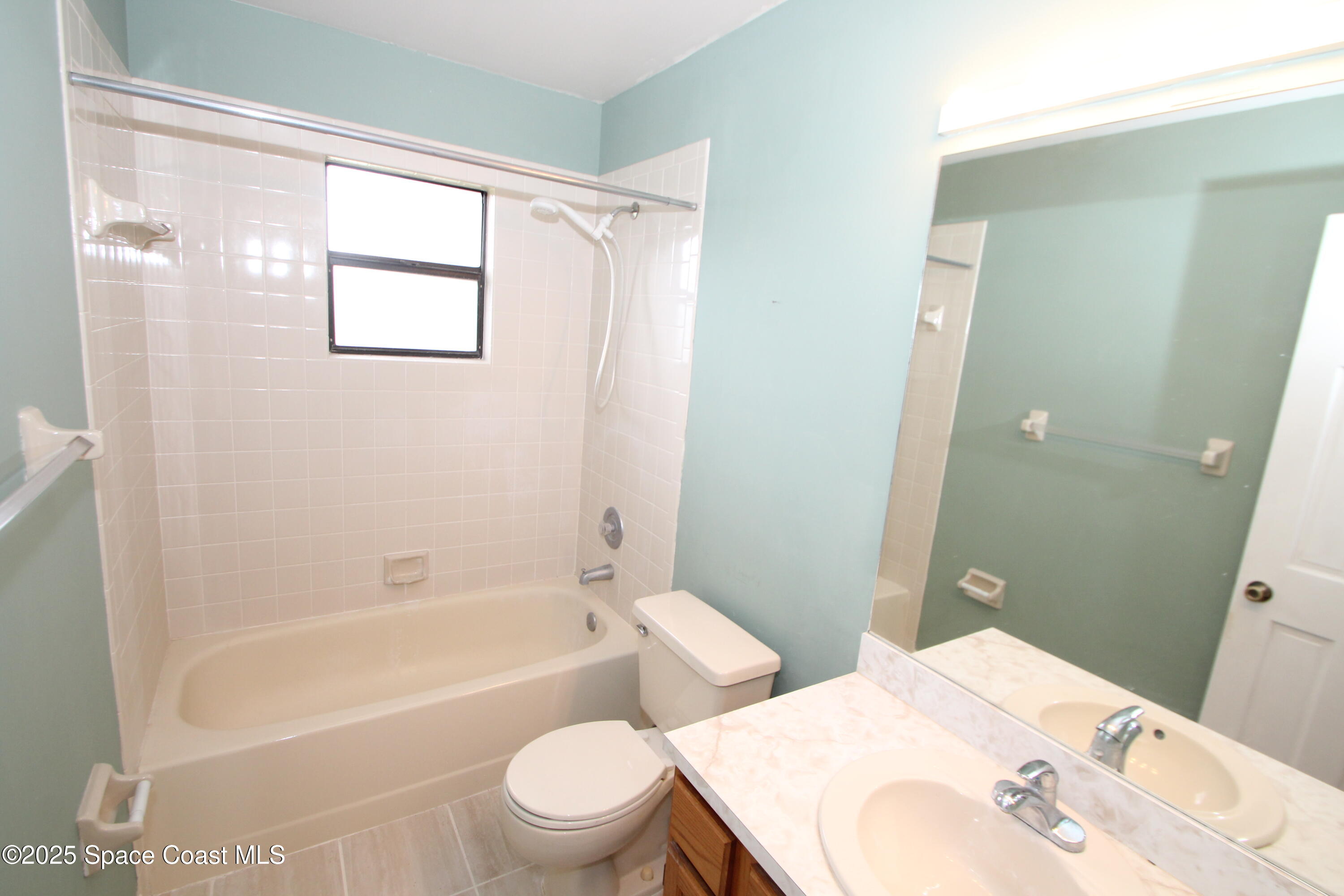 1361 Athens Drive NE