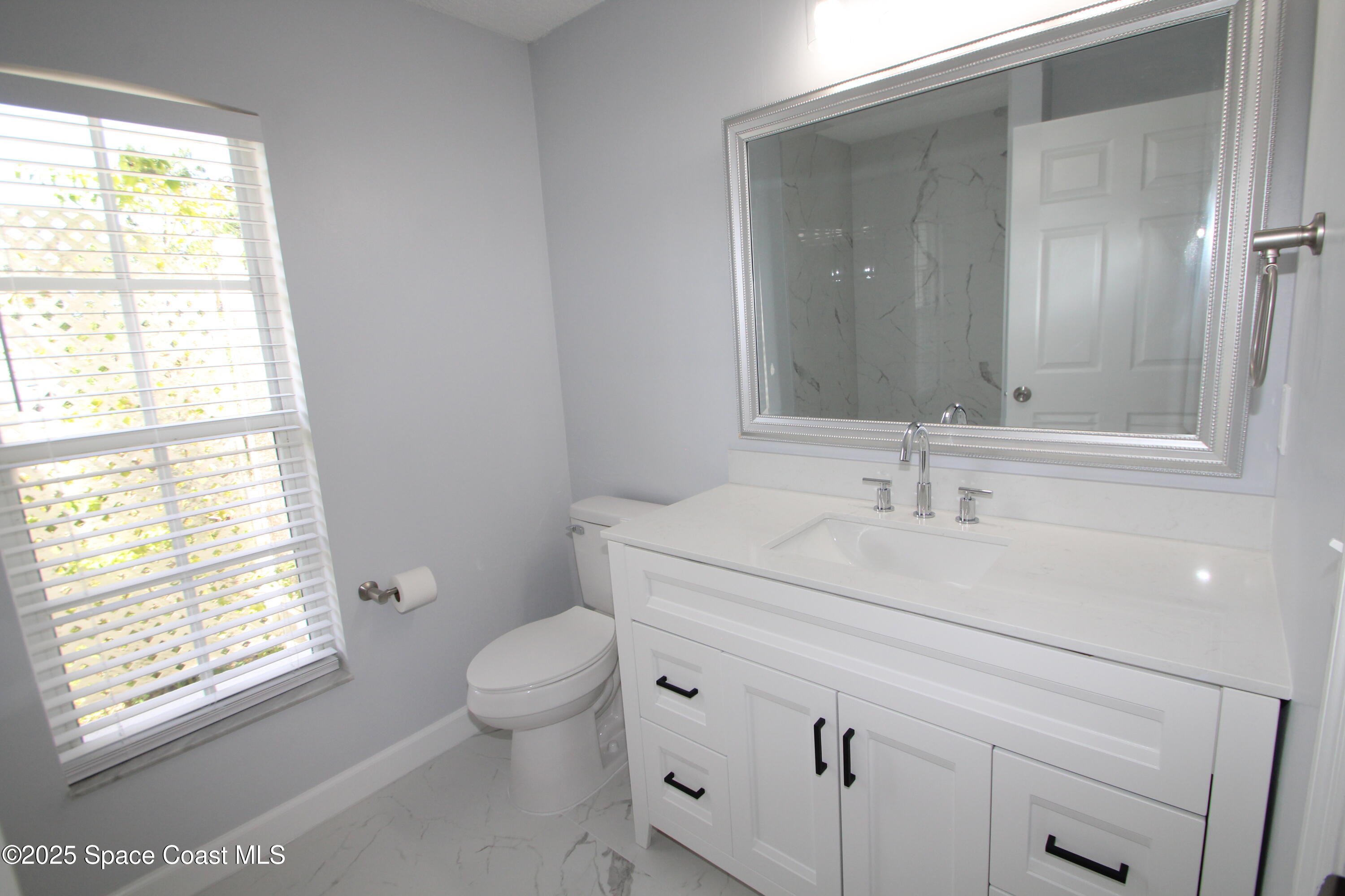 1649 Salazar Street SE