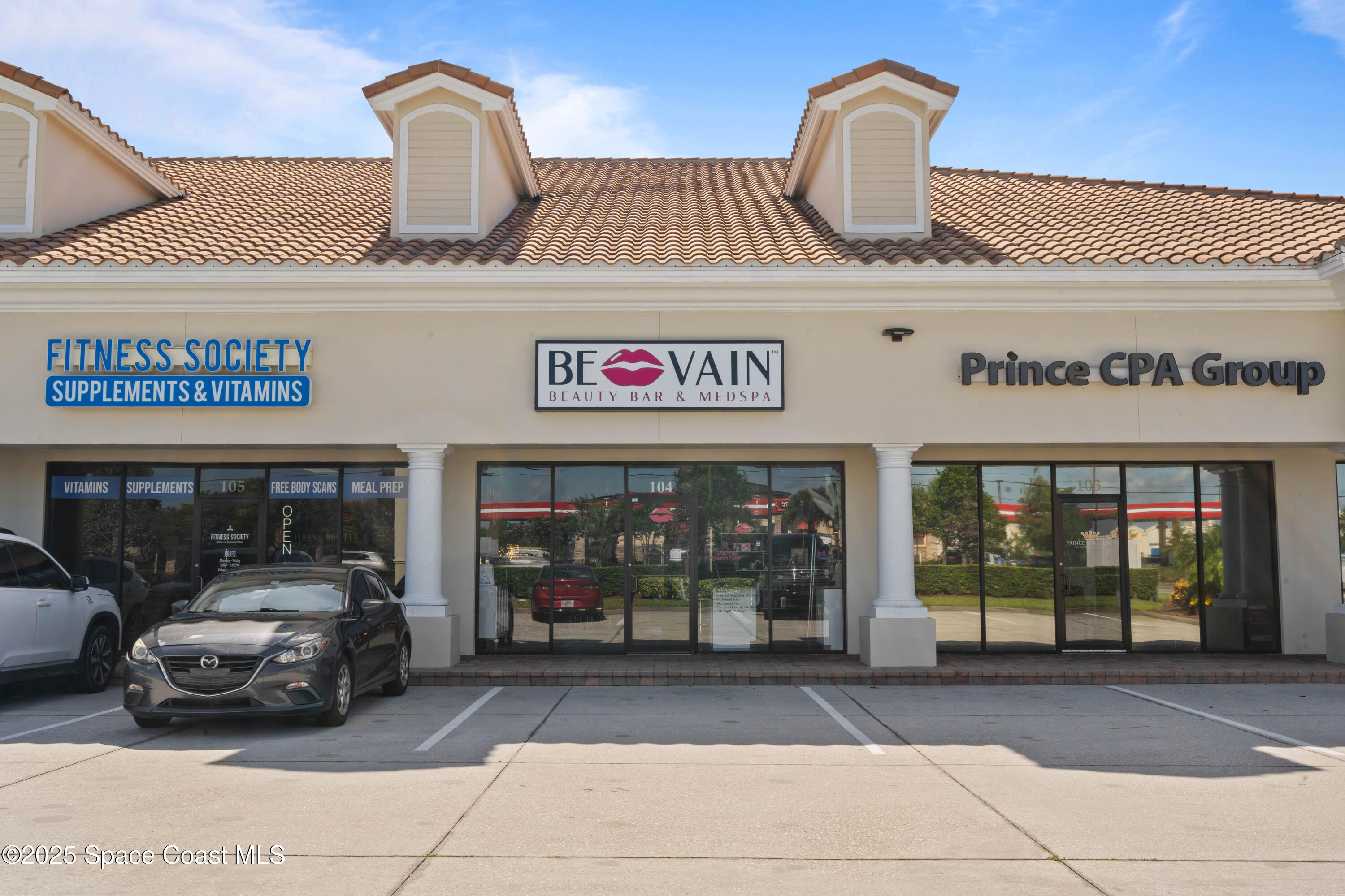4865 N Wickham Road, 104
