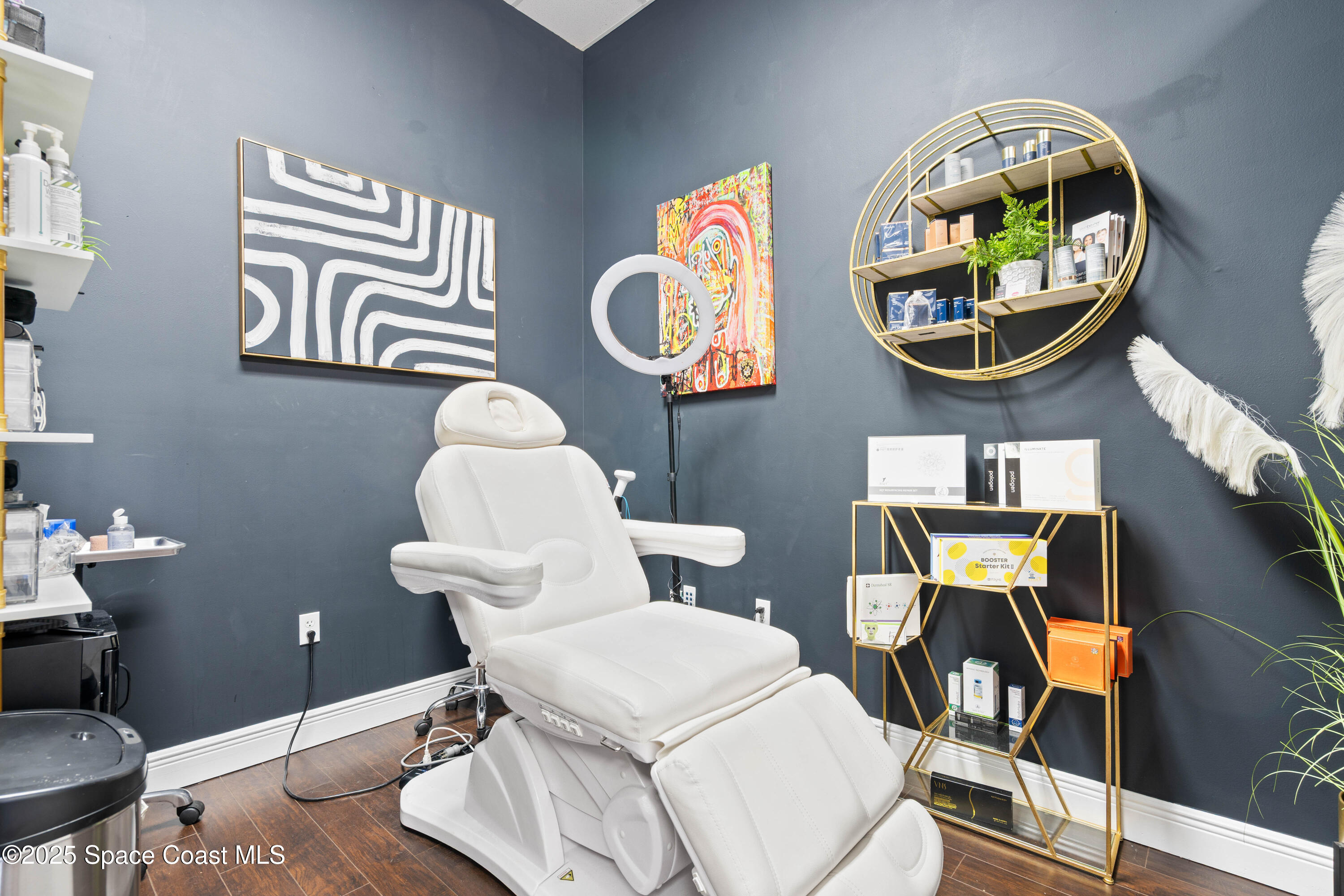 4865 N Wickham Road, 104