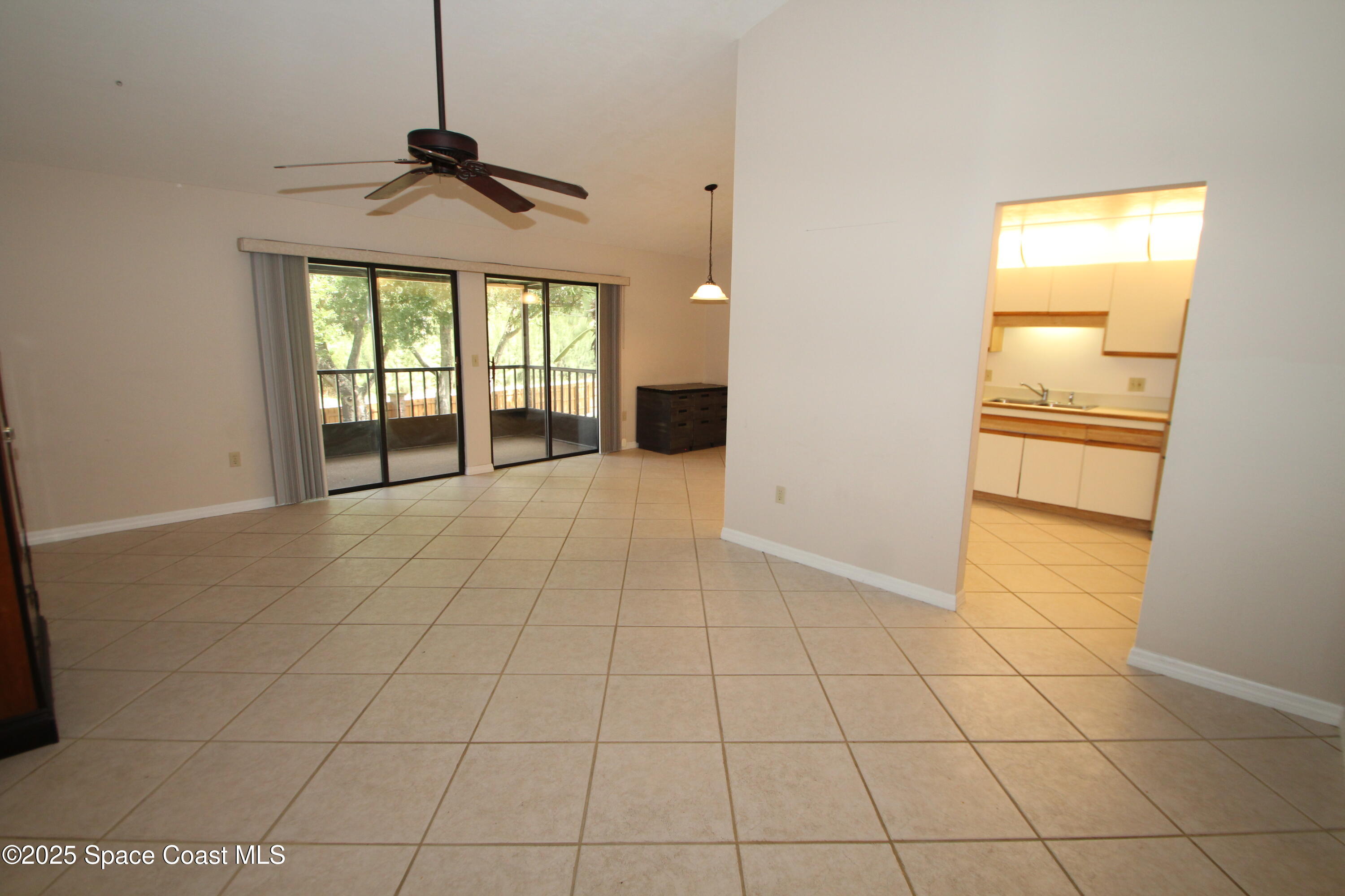 9027 Manchester Lane, 22f