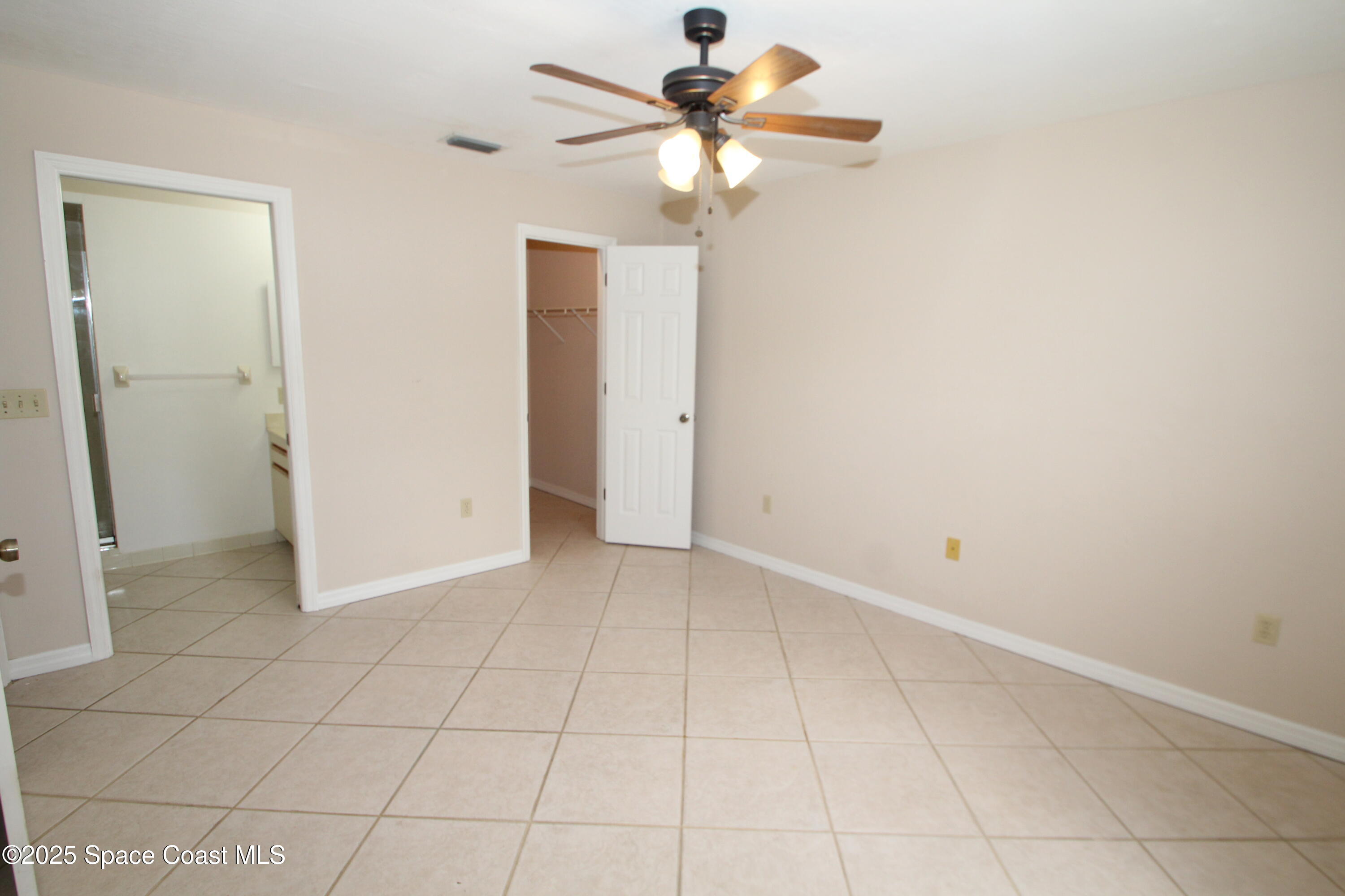9027 Manchester Lane, 22f