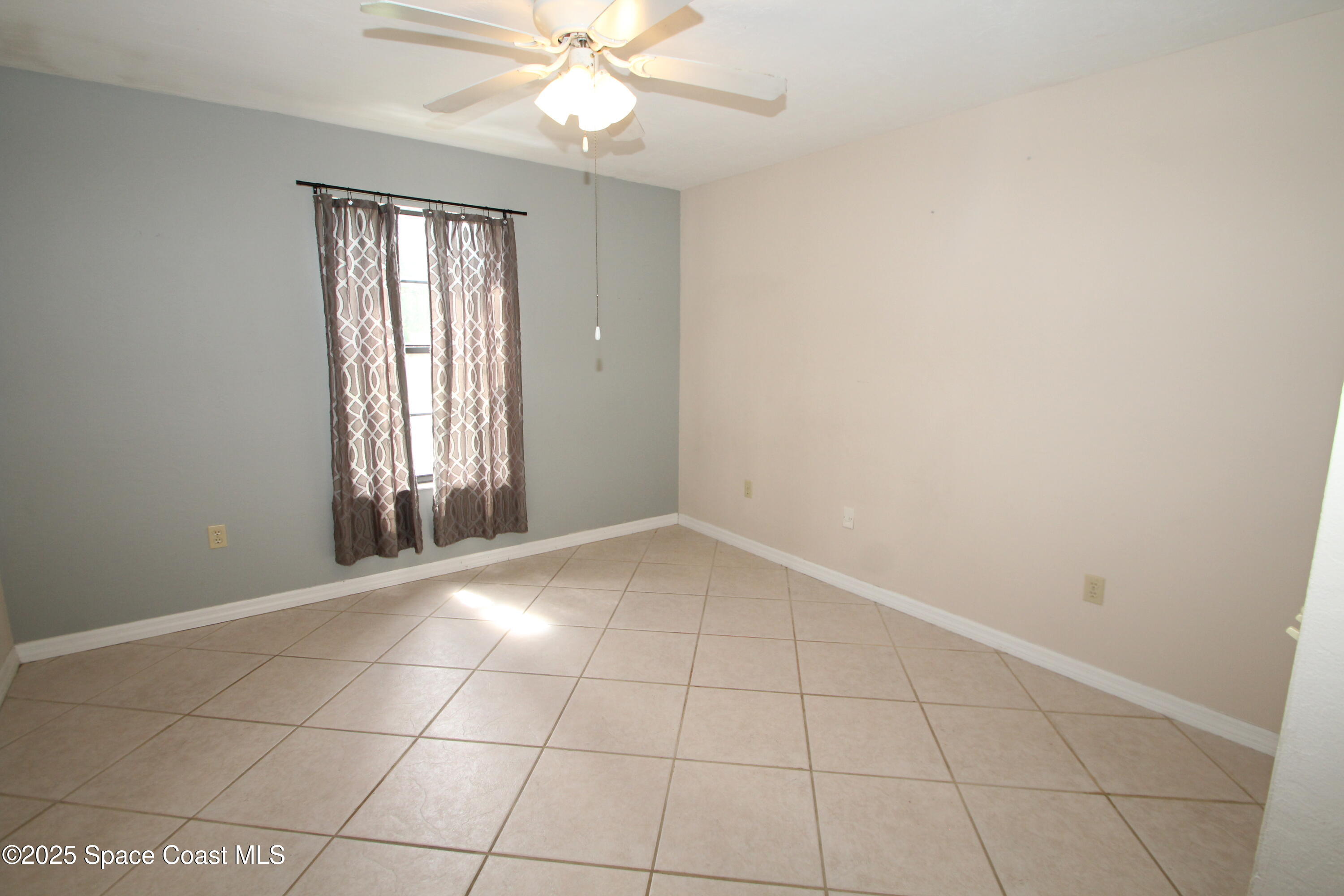 9027 Manchester Lane, 22f