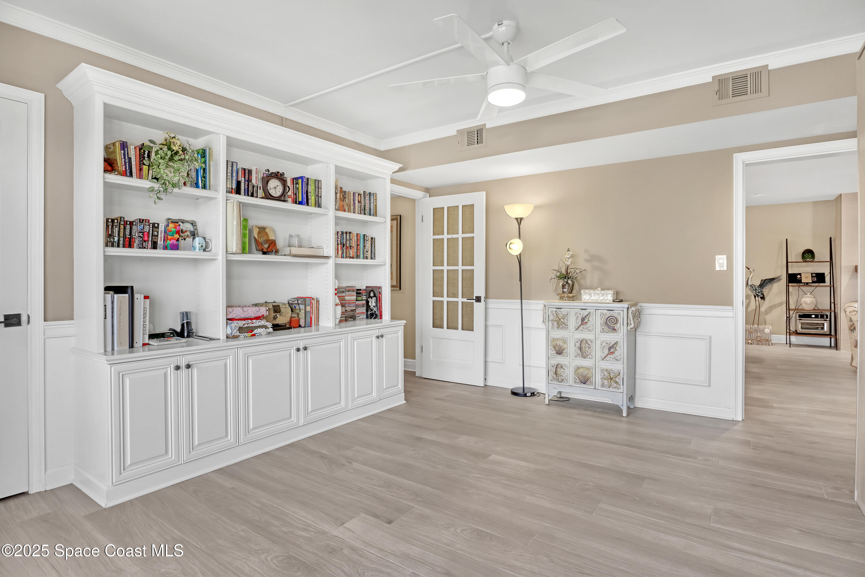 2220 Front Street, 401