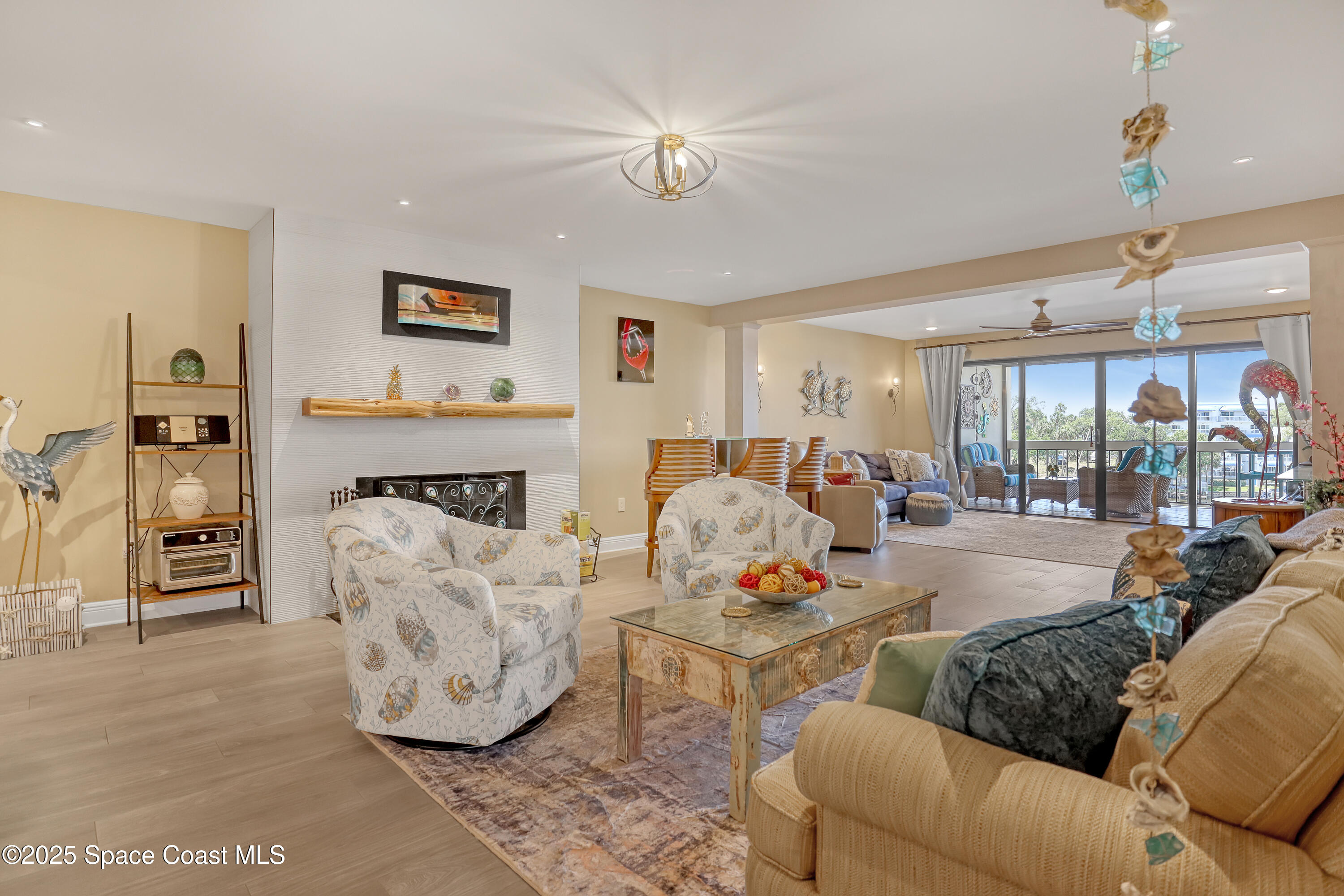 2220 Front Street, 401