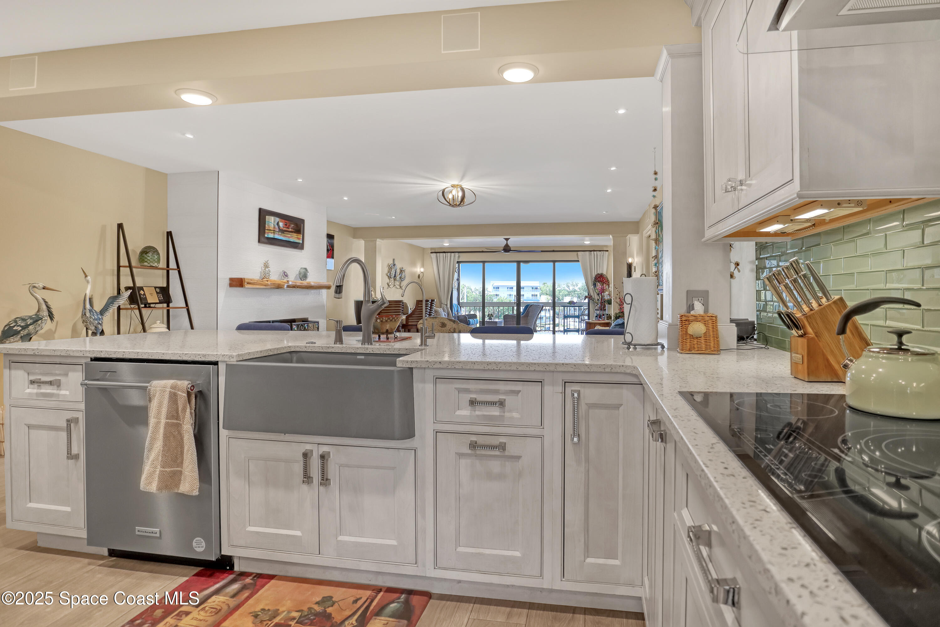 2220 Front Street, 401