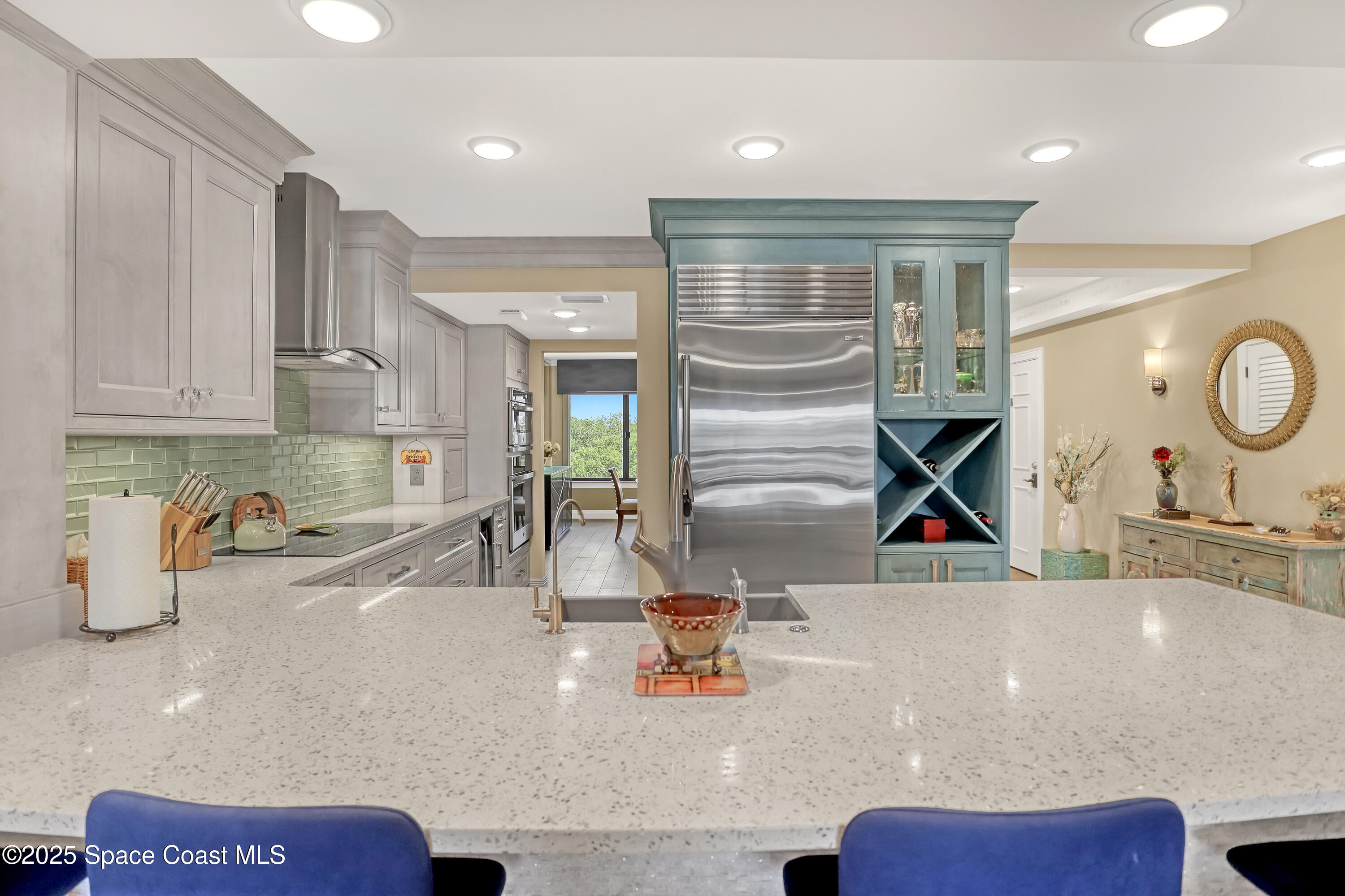 2220 Front Street, 401