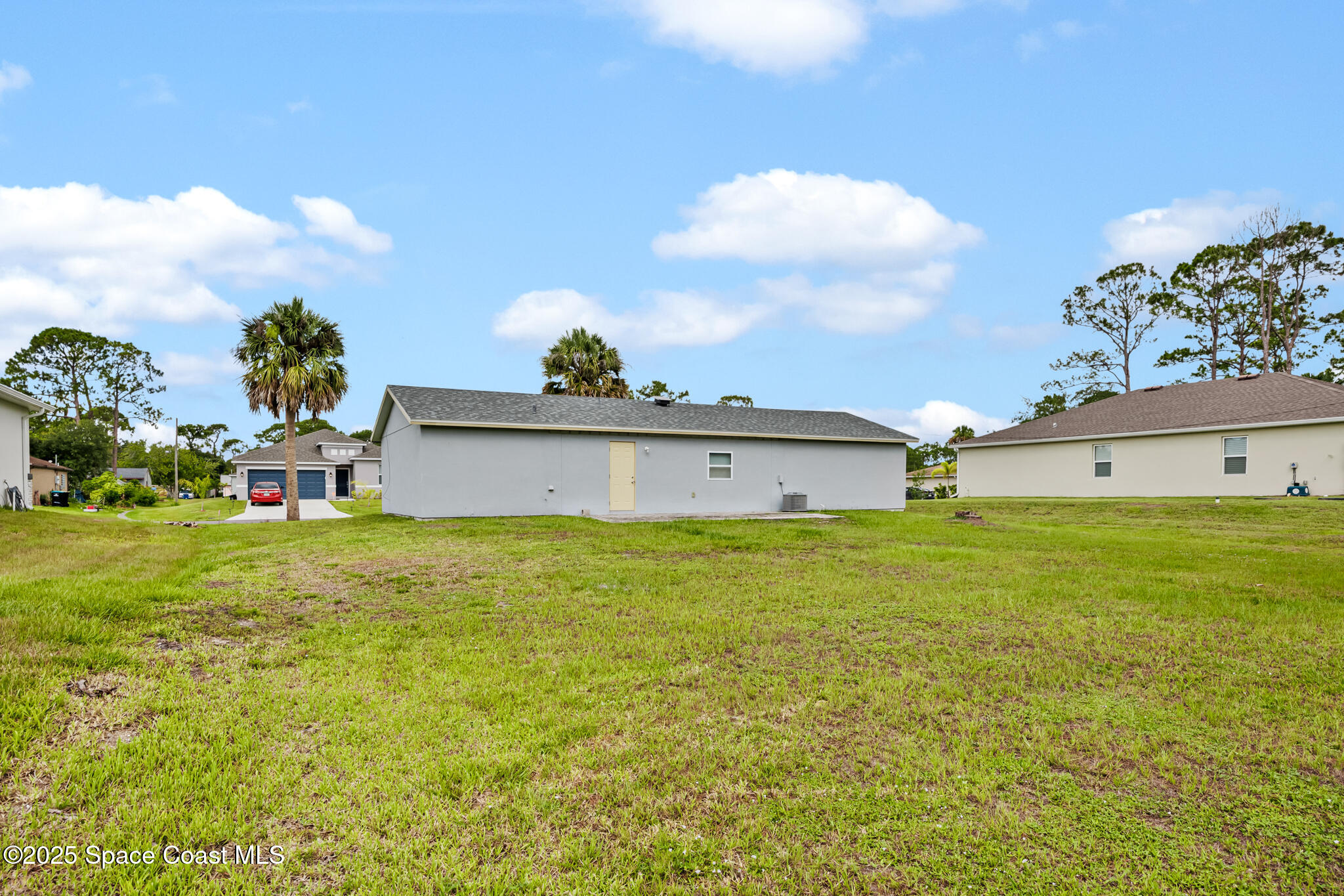 131 Carmelite Avenue NW