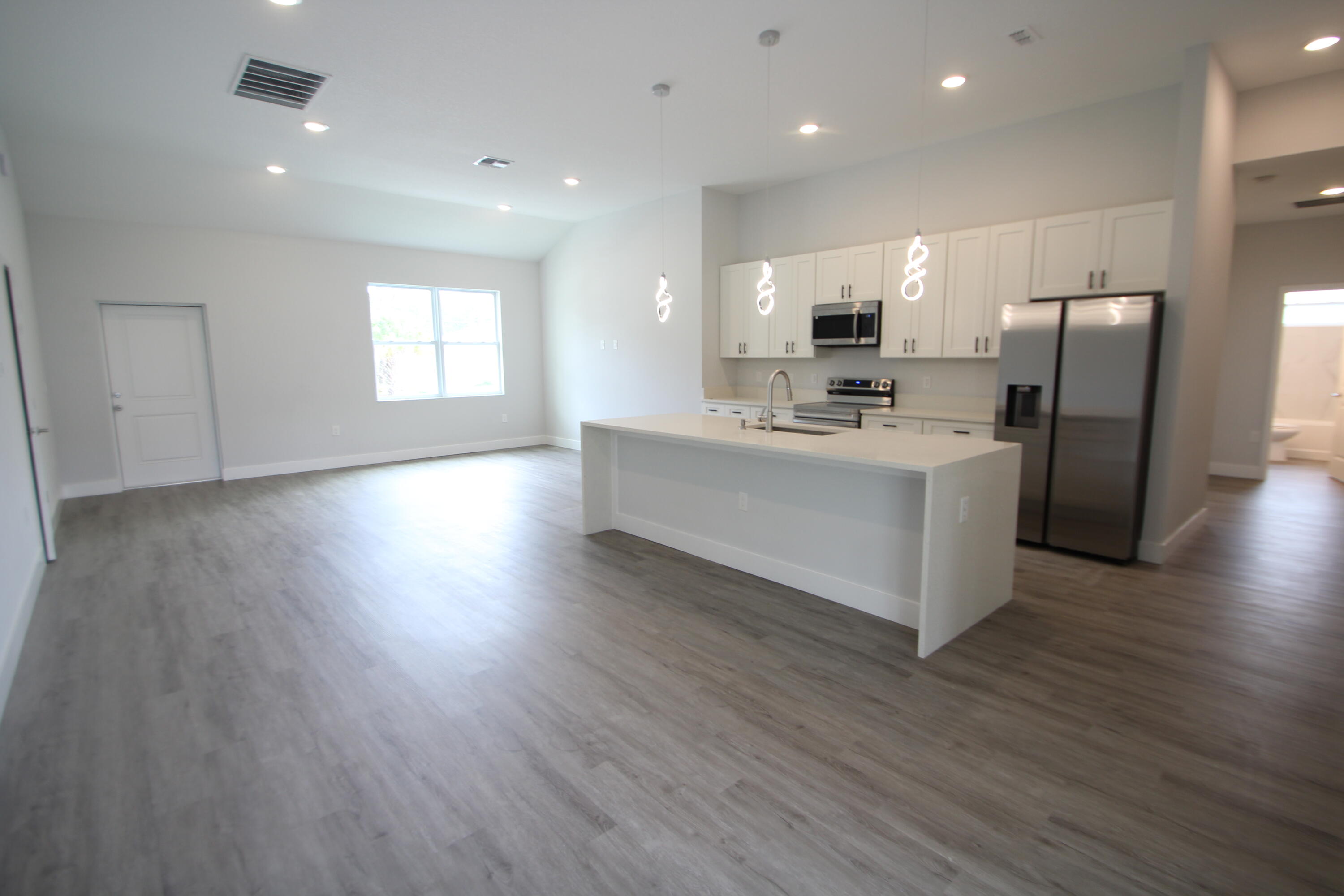 1286 Hastings Road SW