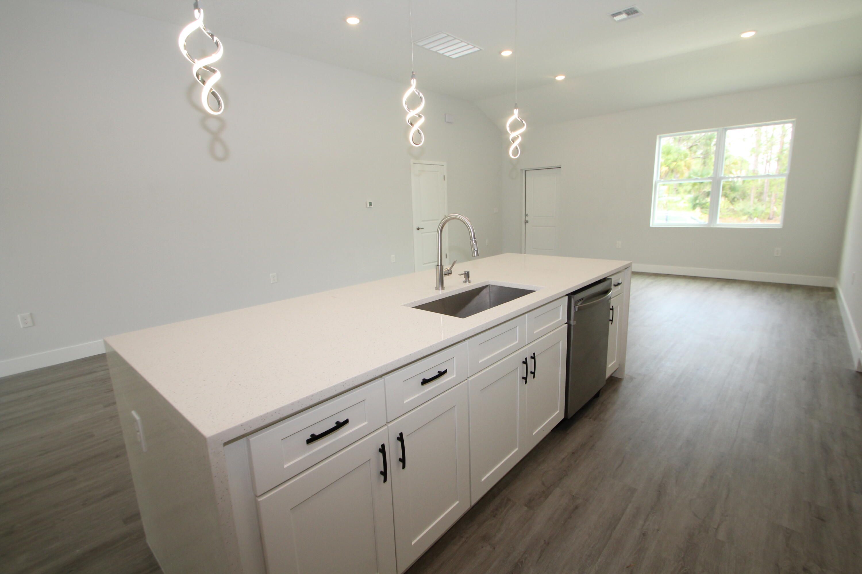 1286 Hastings Road SW