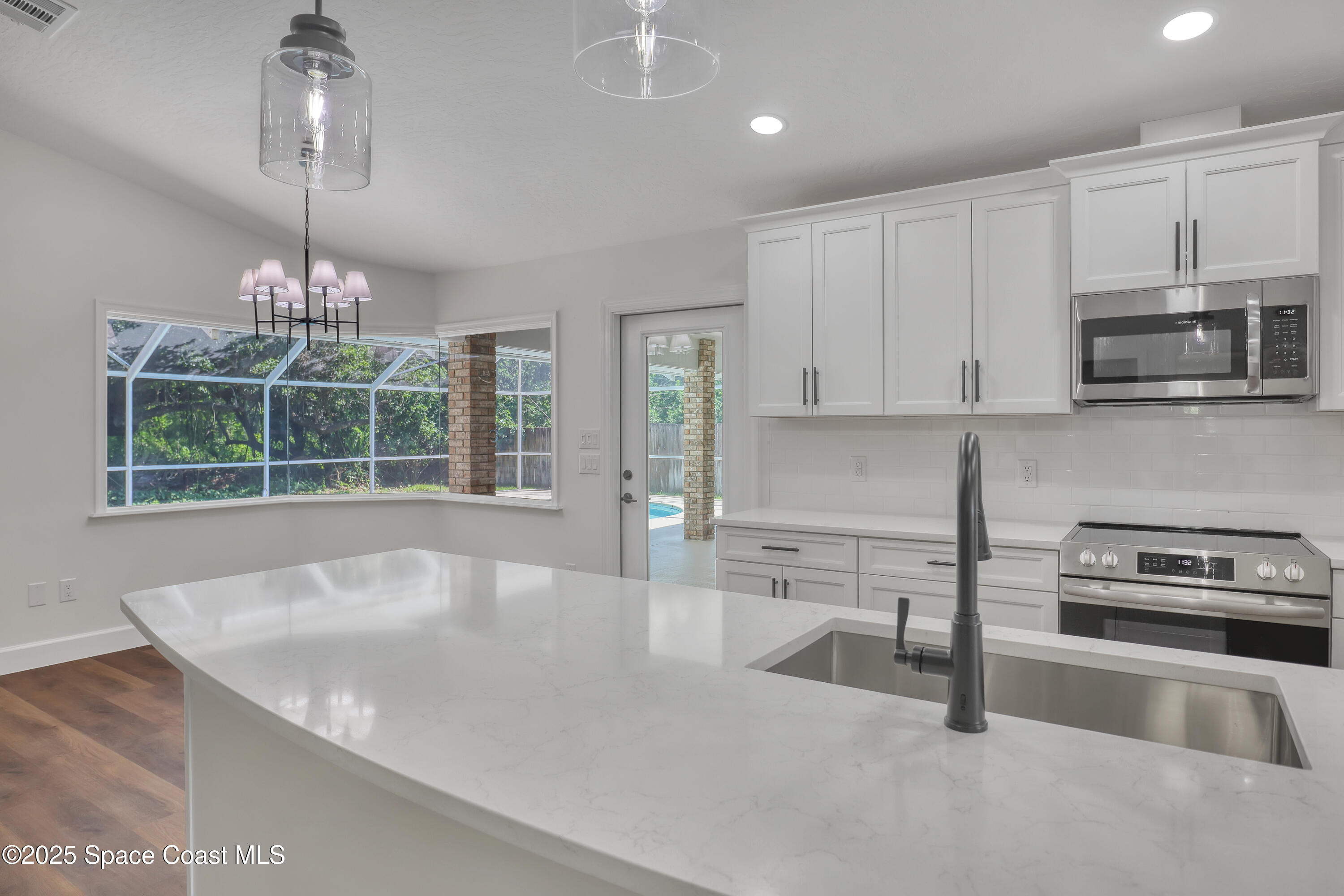 781 Bremerhaven Street NW