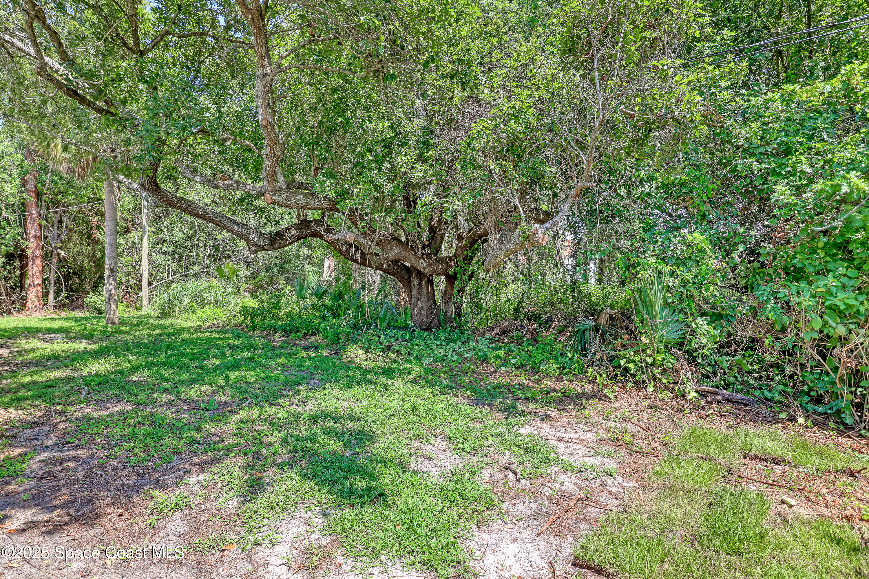 781 Bremerhaven Street NW