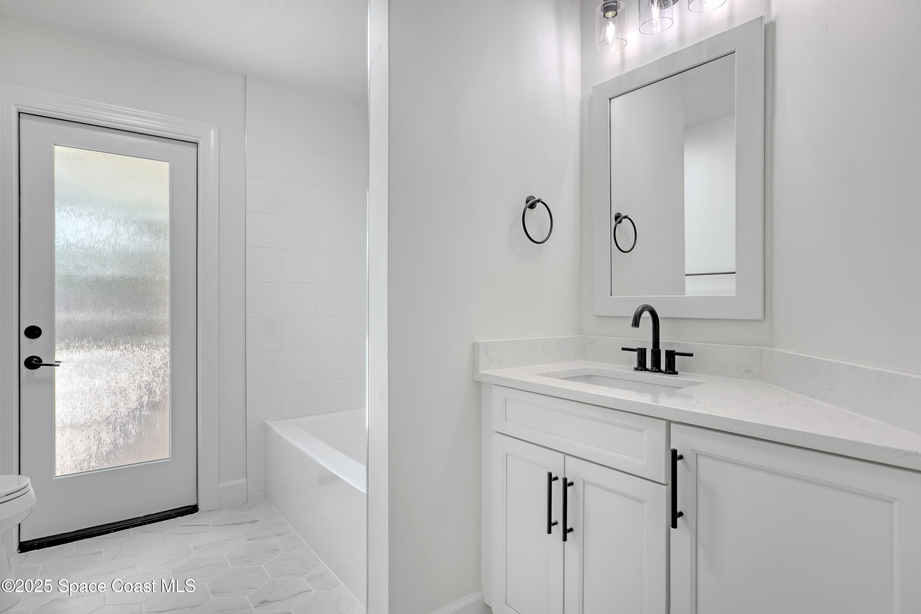 781 Bremerhaven Street NW