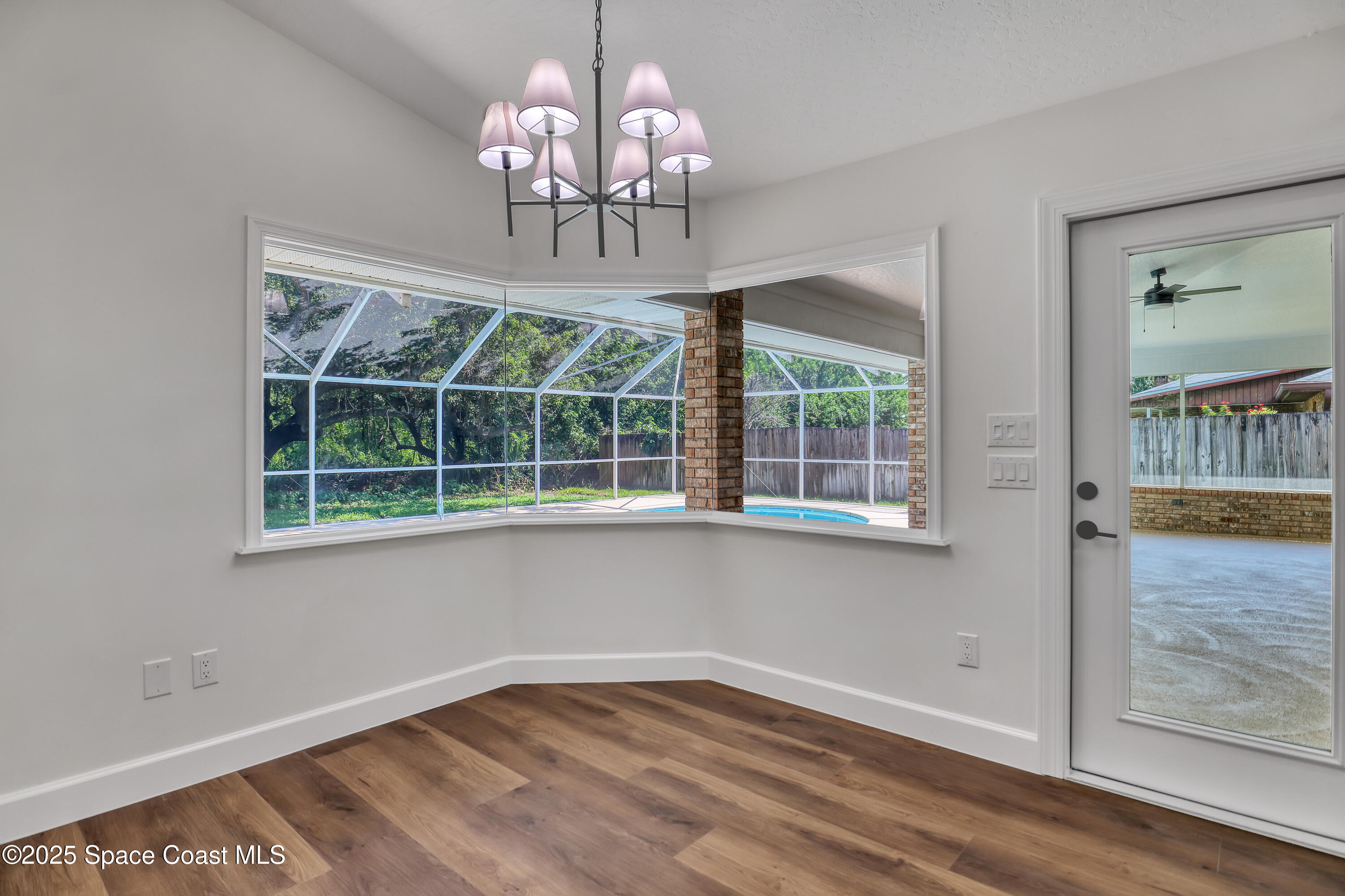 781 Bremerhaven Street NW