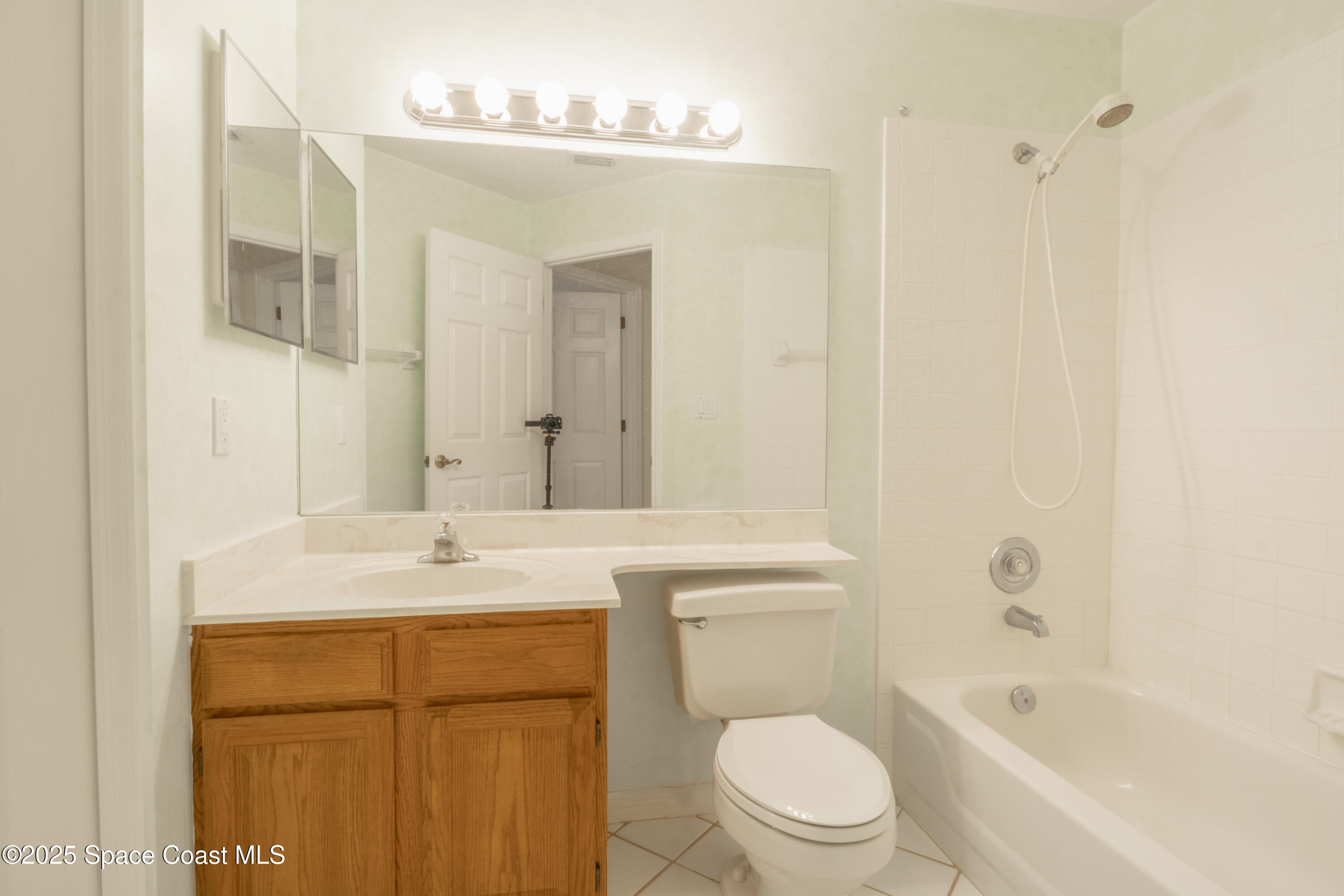 853 Brisbane Street NE