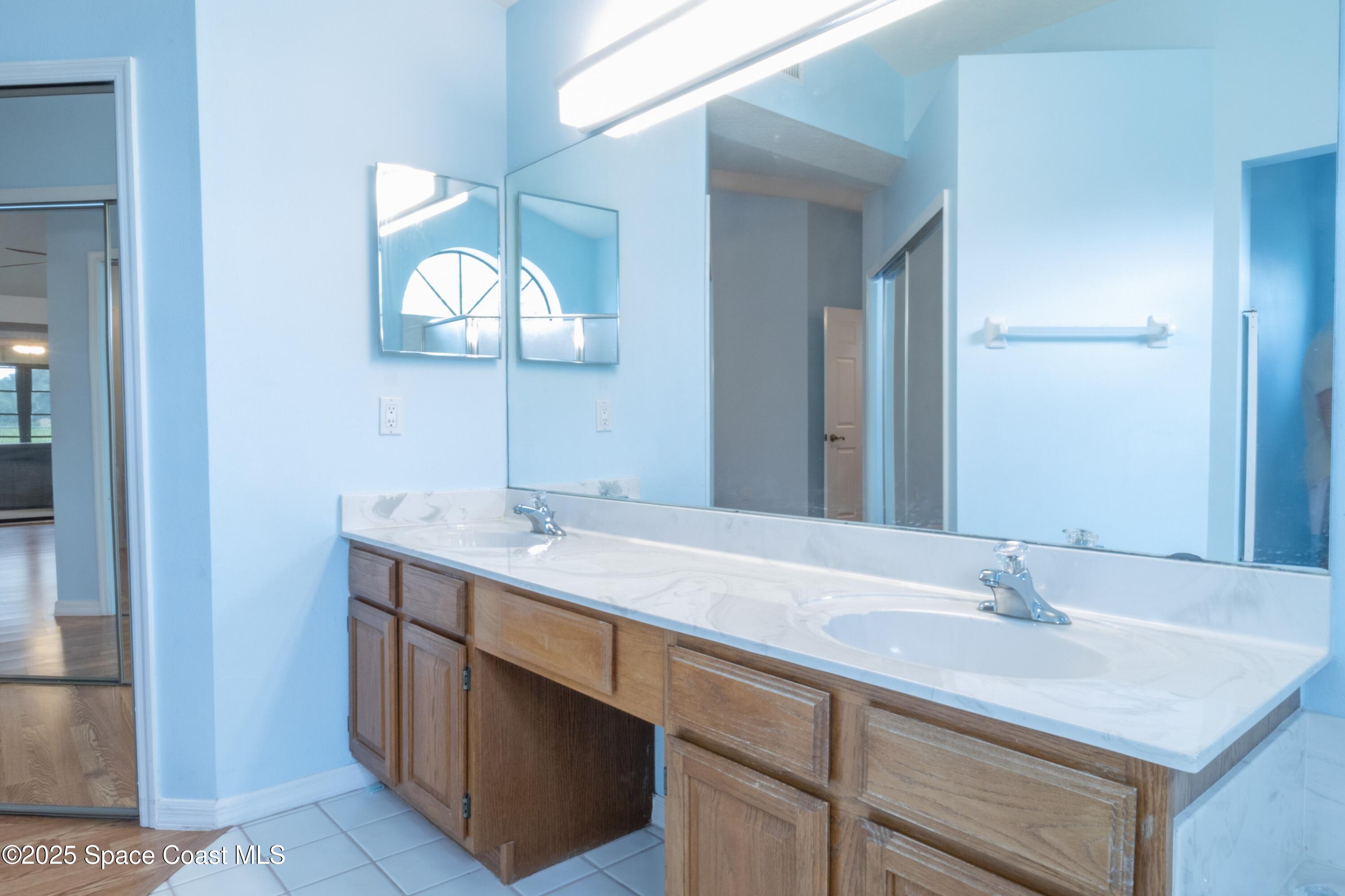 853 Brisbane Street NE