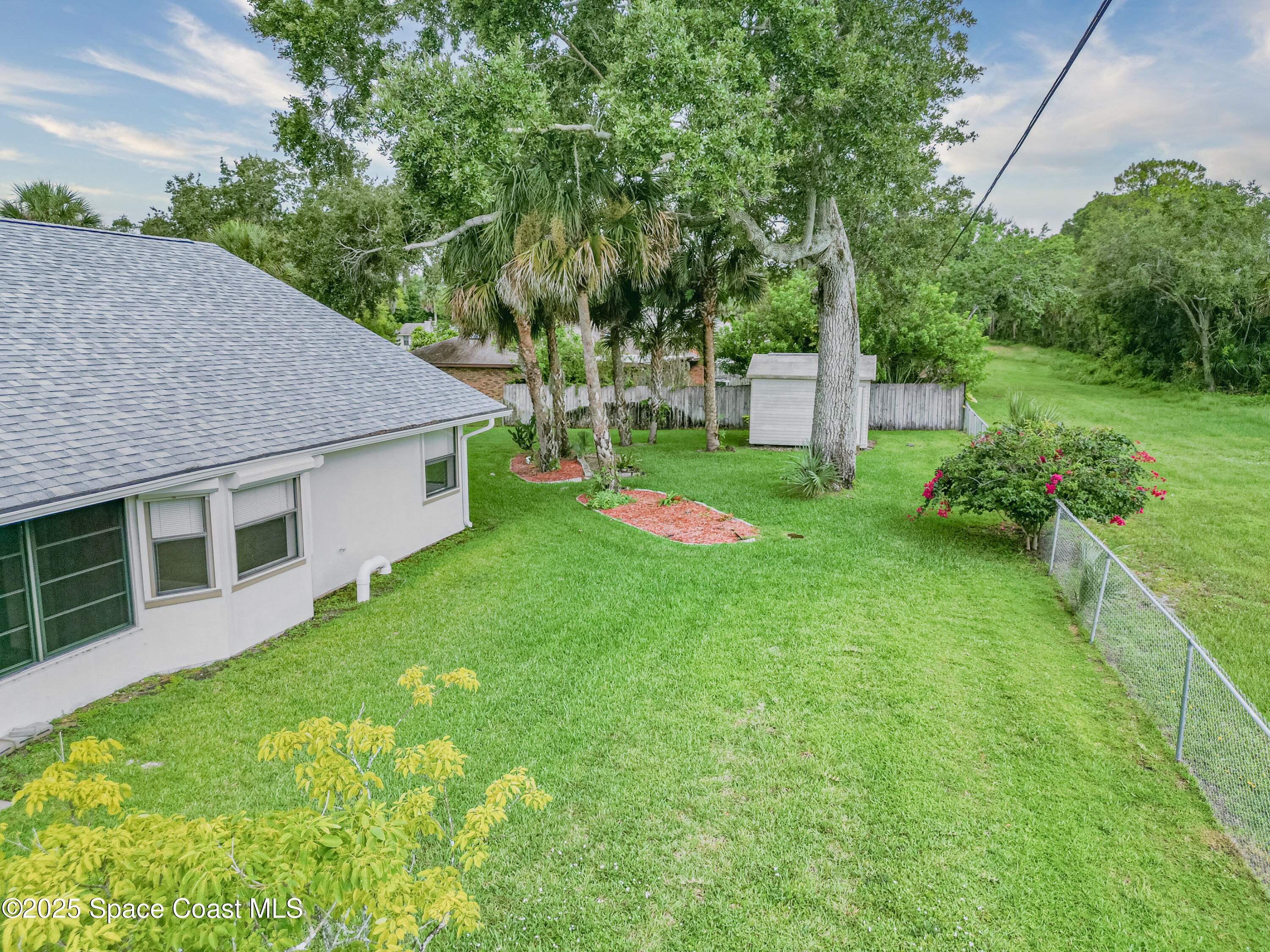 853 Brisbane Street NE