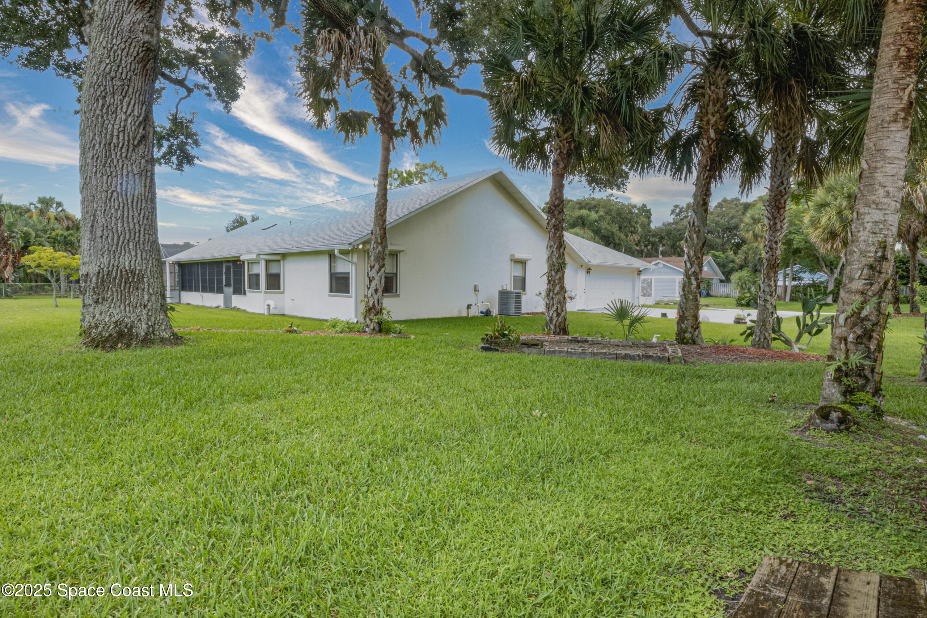 853 Brisbane Street NE