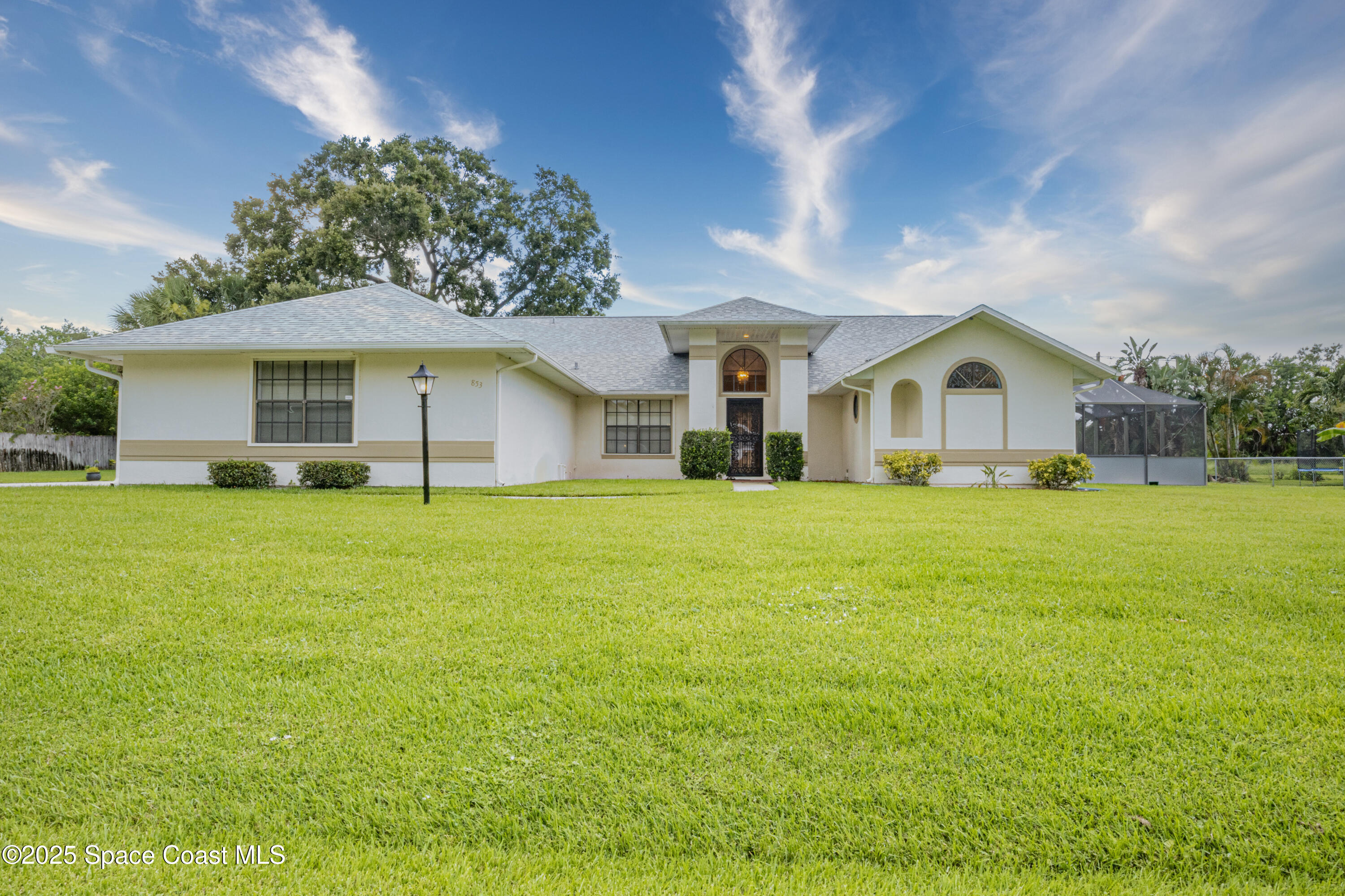 853 Brisbane Street NE