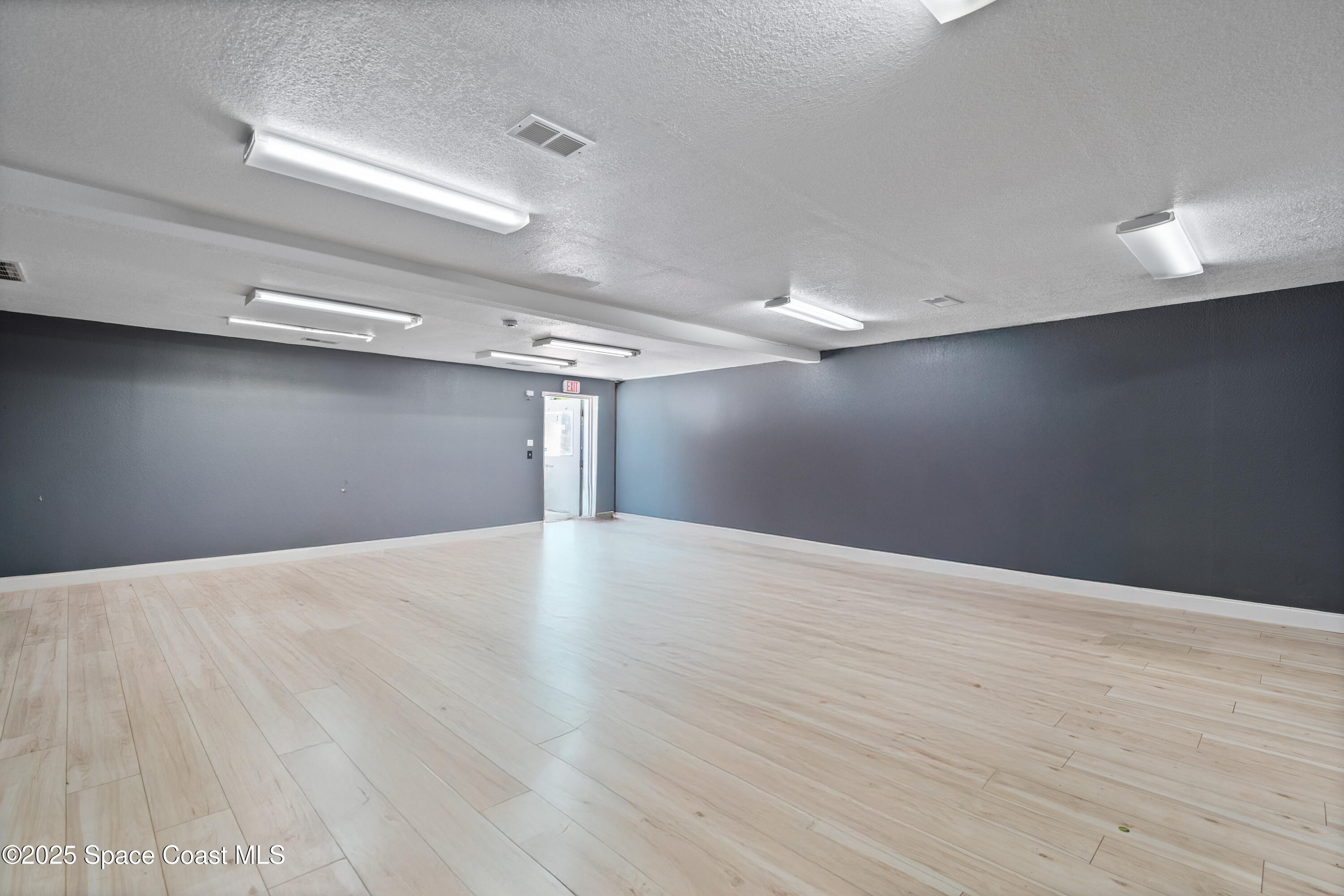 2855 Kirby Circle NE, 1