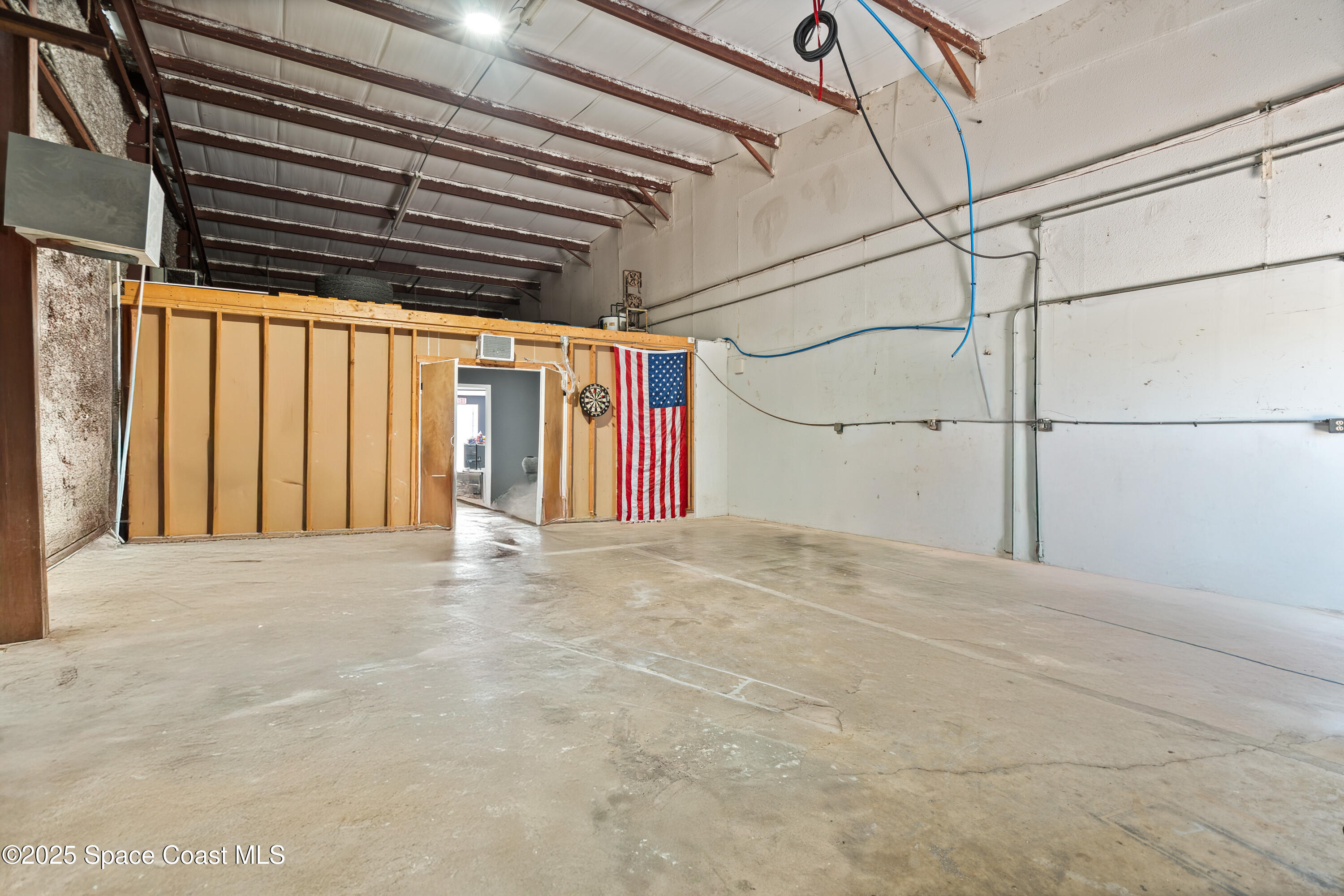 2855 Kirby Circle NE, 1