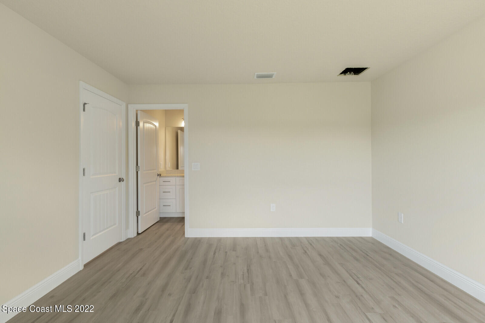 396 Brandt Avenue NE