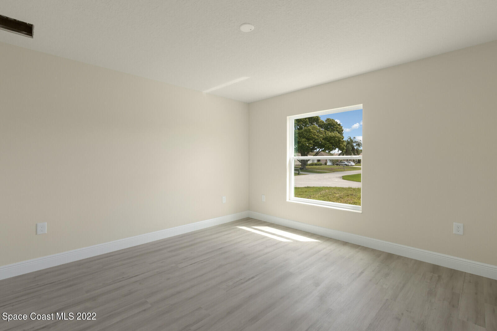 396 Brandt Avenue NE