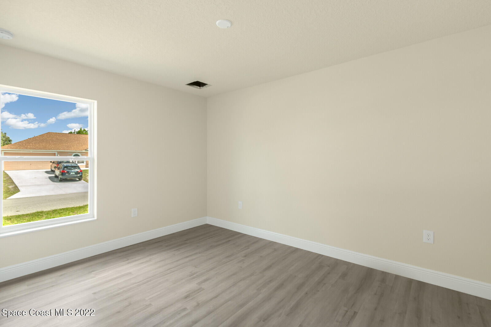 396 Brandt Avenue NE