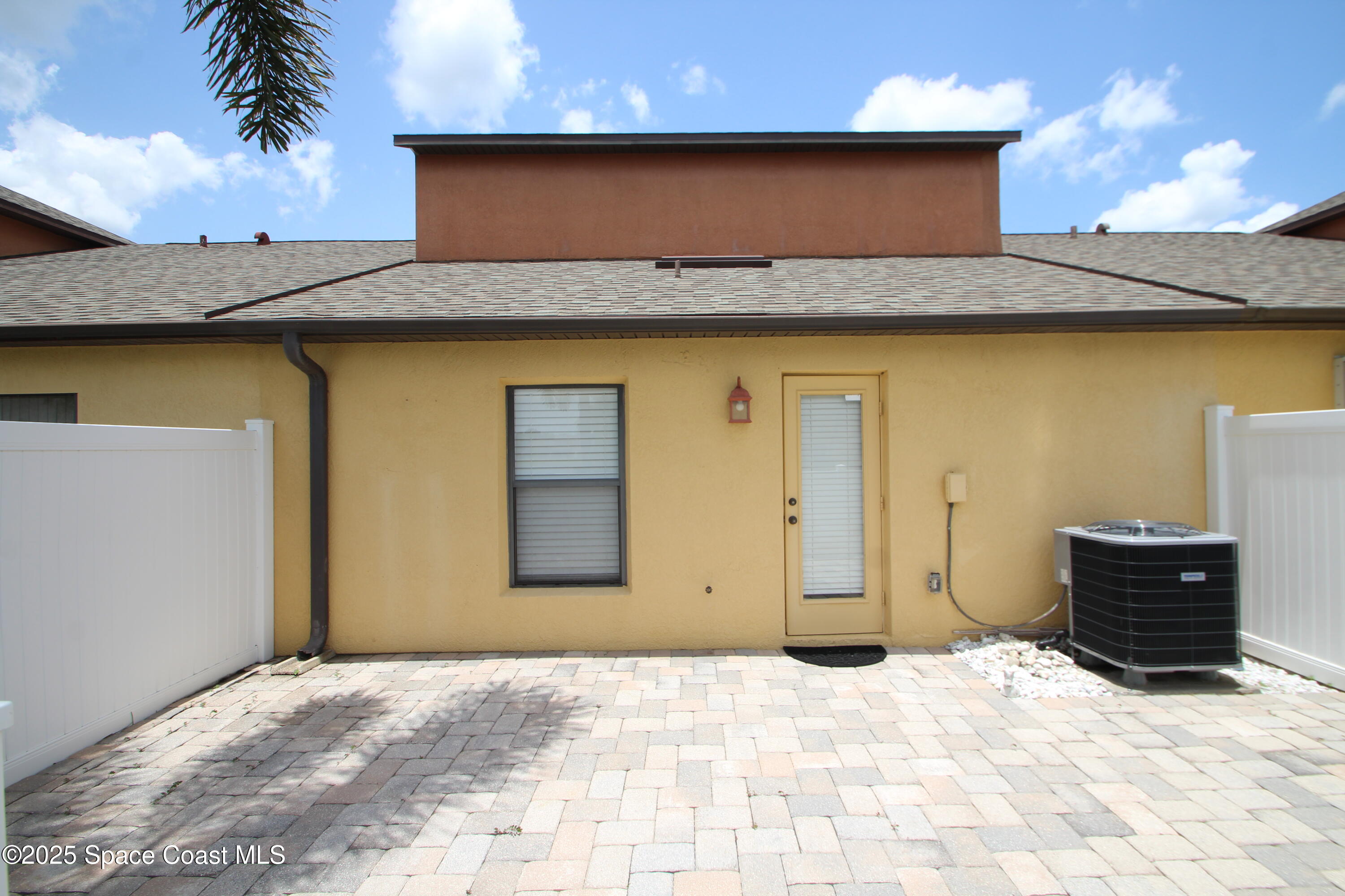 785 Luminary Circle, 103