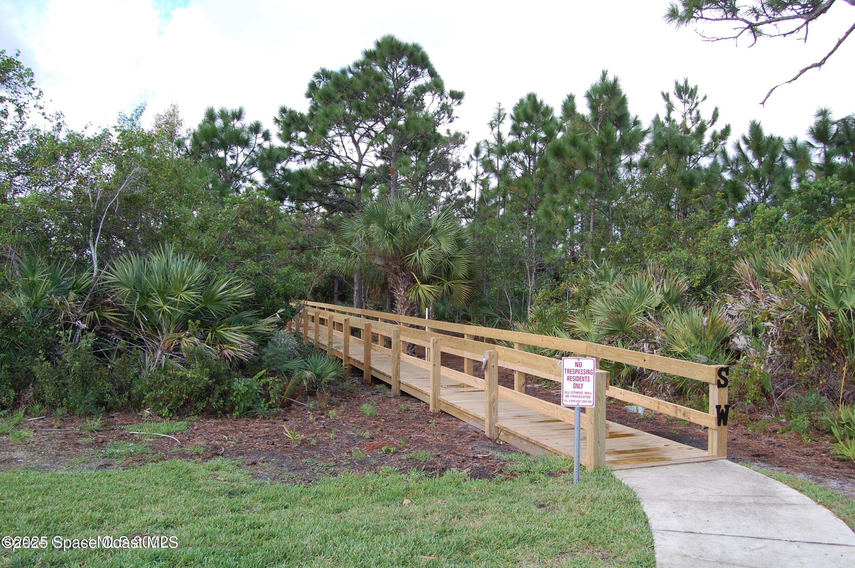 785 Luminary Circle, 103