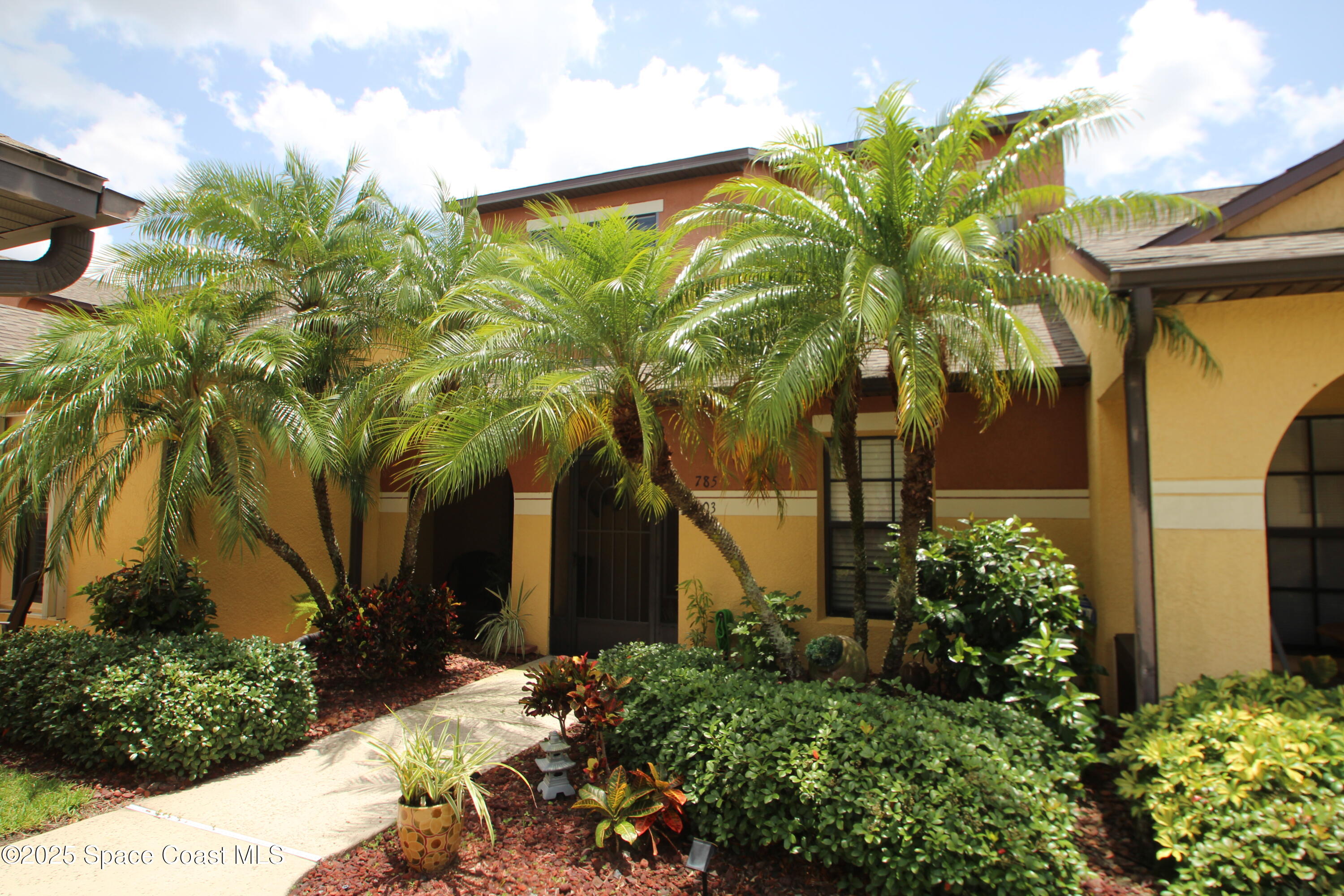 785 Luminary Circle, 103