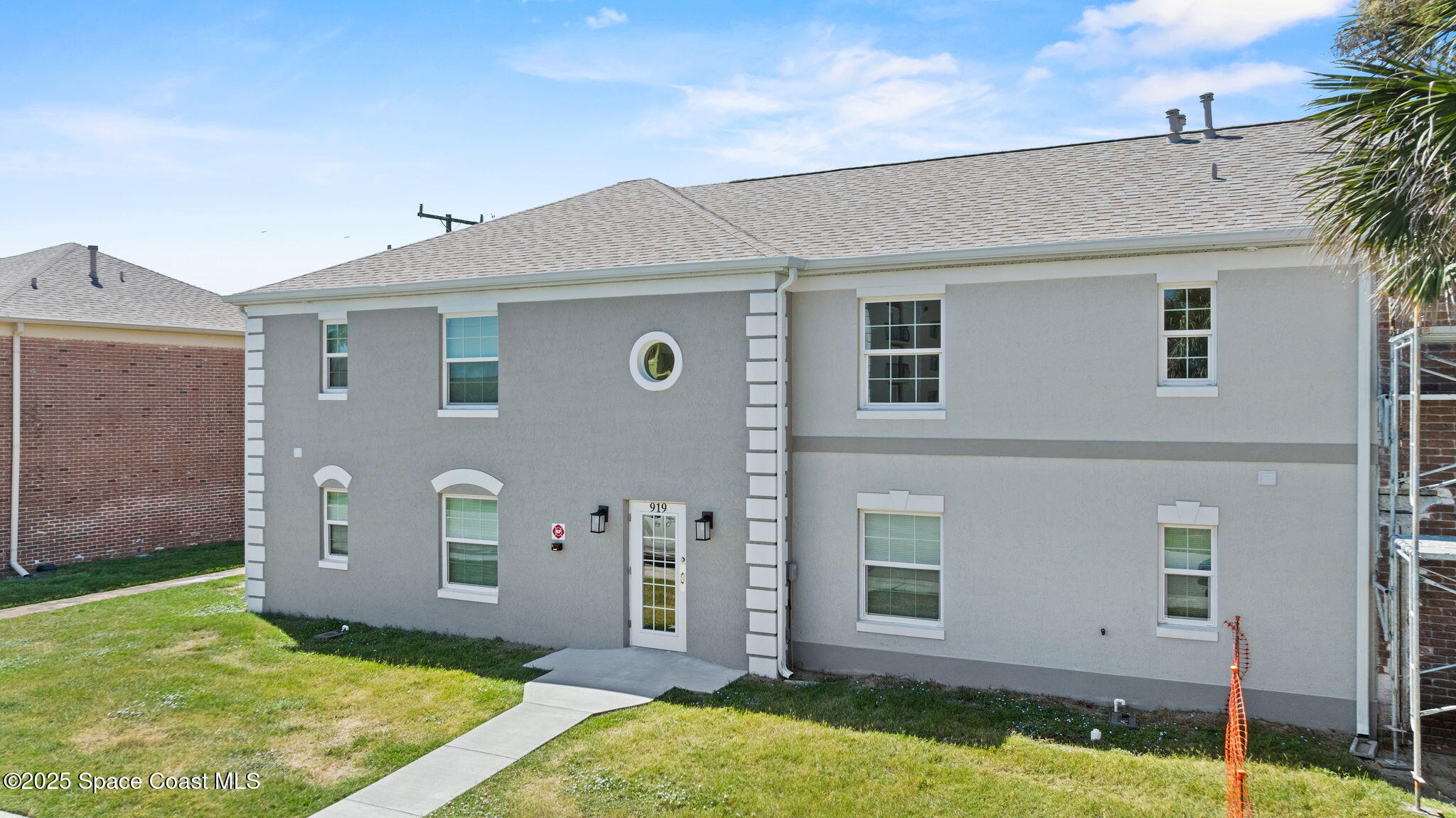 913 S Colonial Court, Unit B
