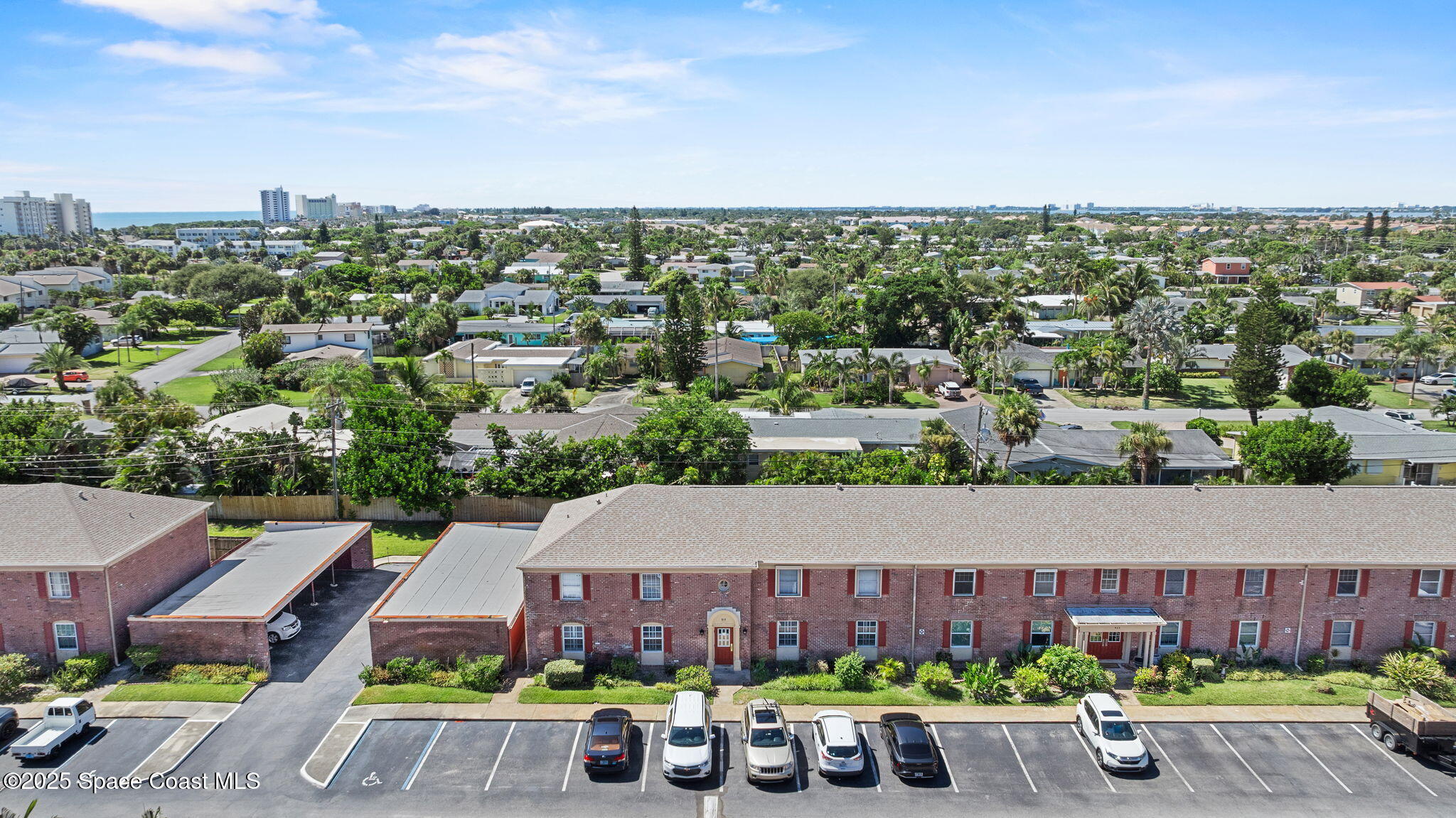 913 S Colonial Court, Unit B