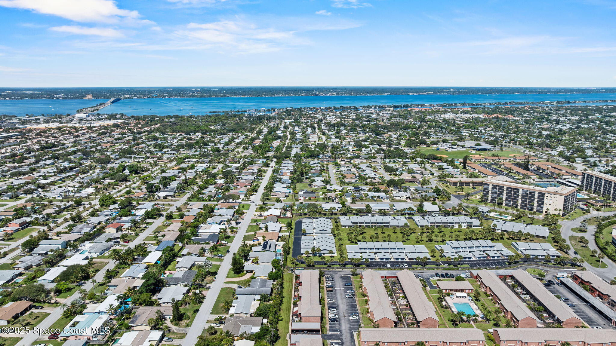 913 S Colonial Court, Unit B