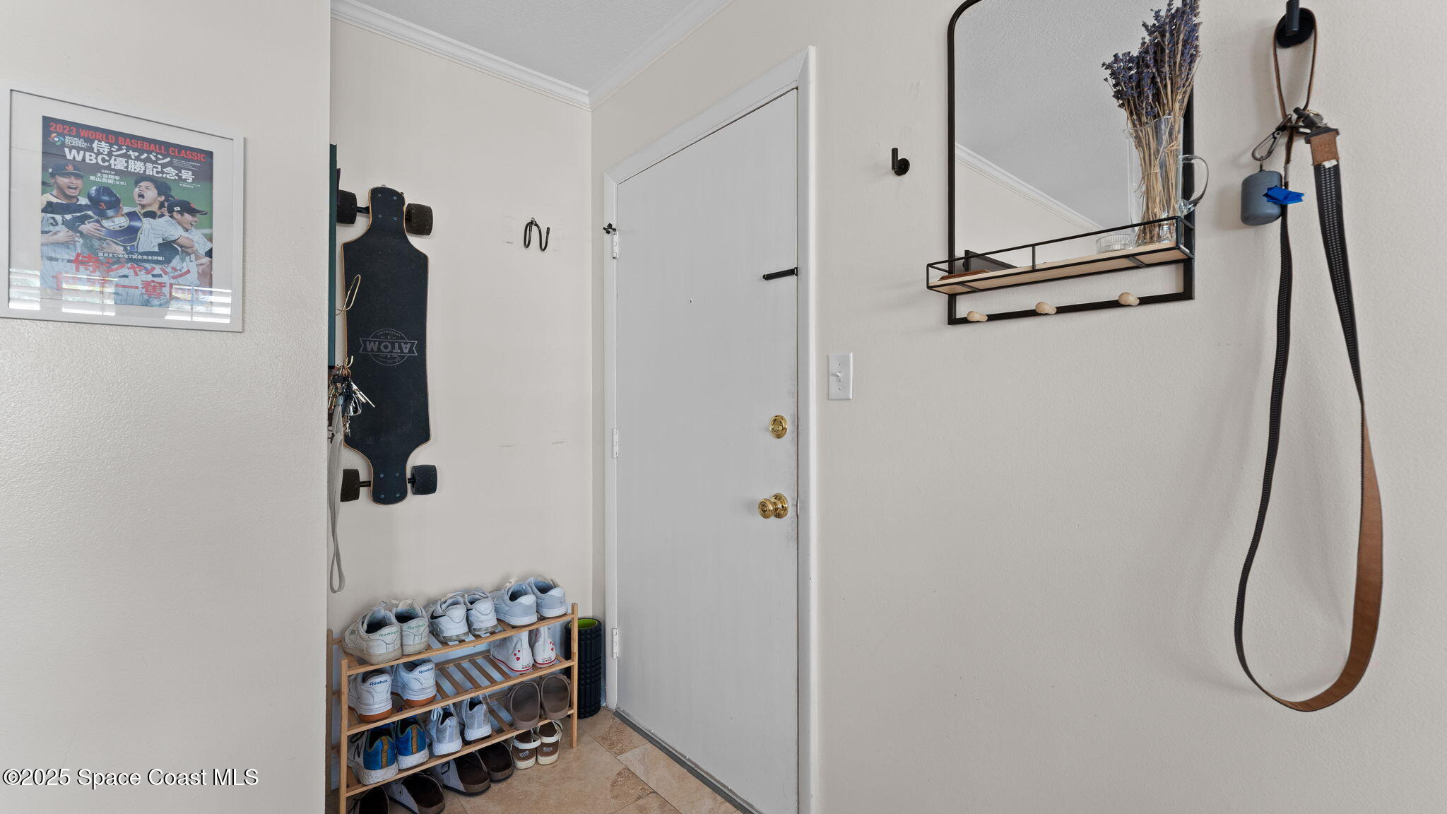 913 S Colonial Court, Unit B