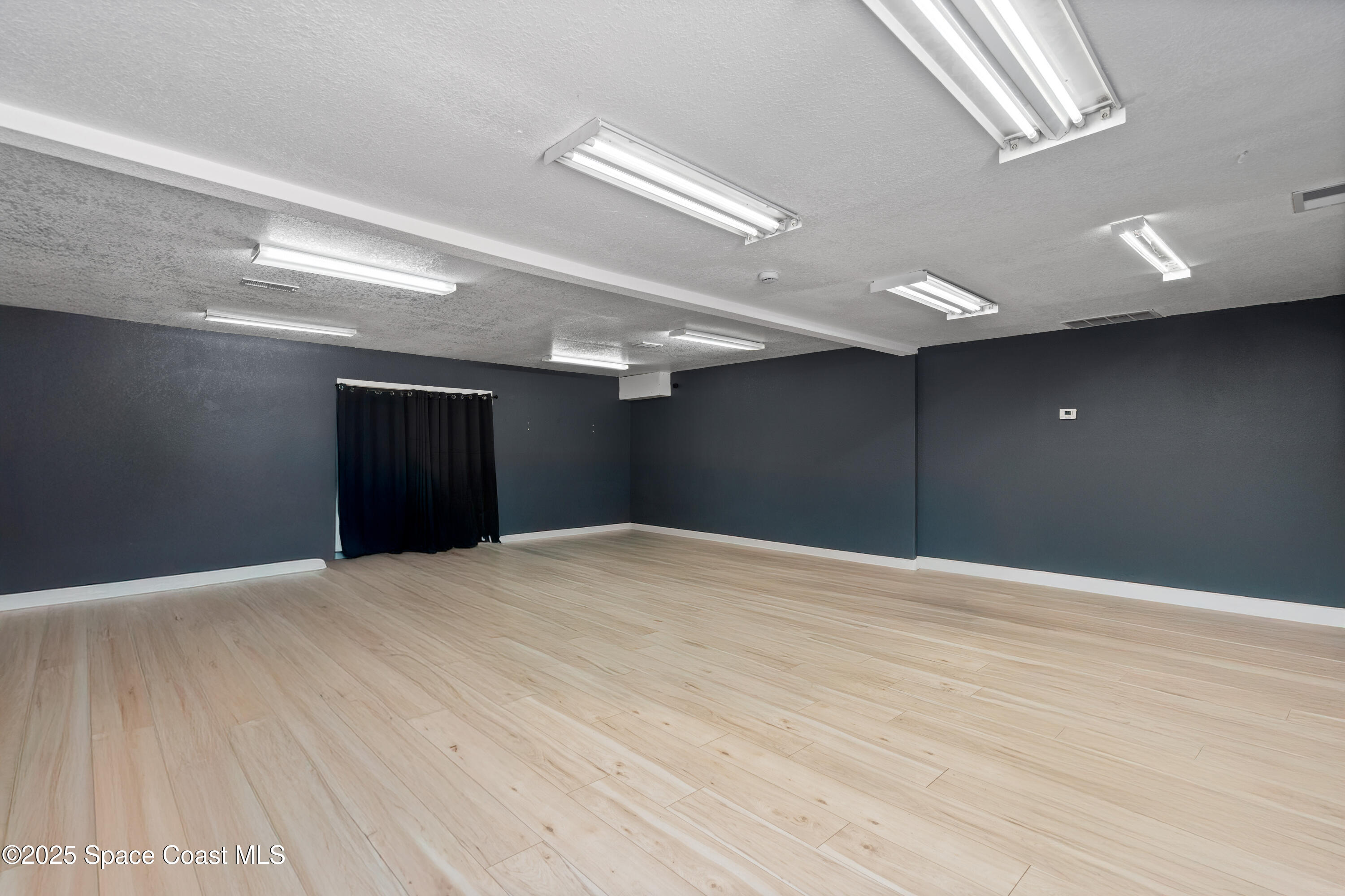 2855 Kirby Circle NE, 1