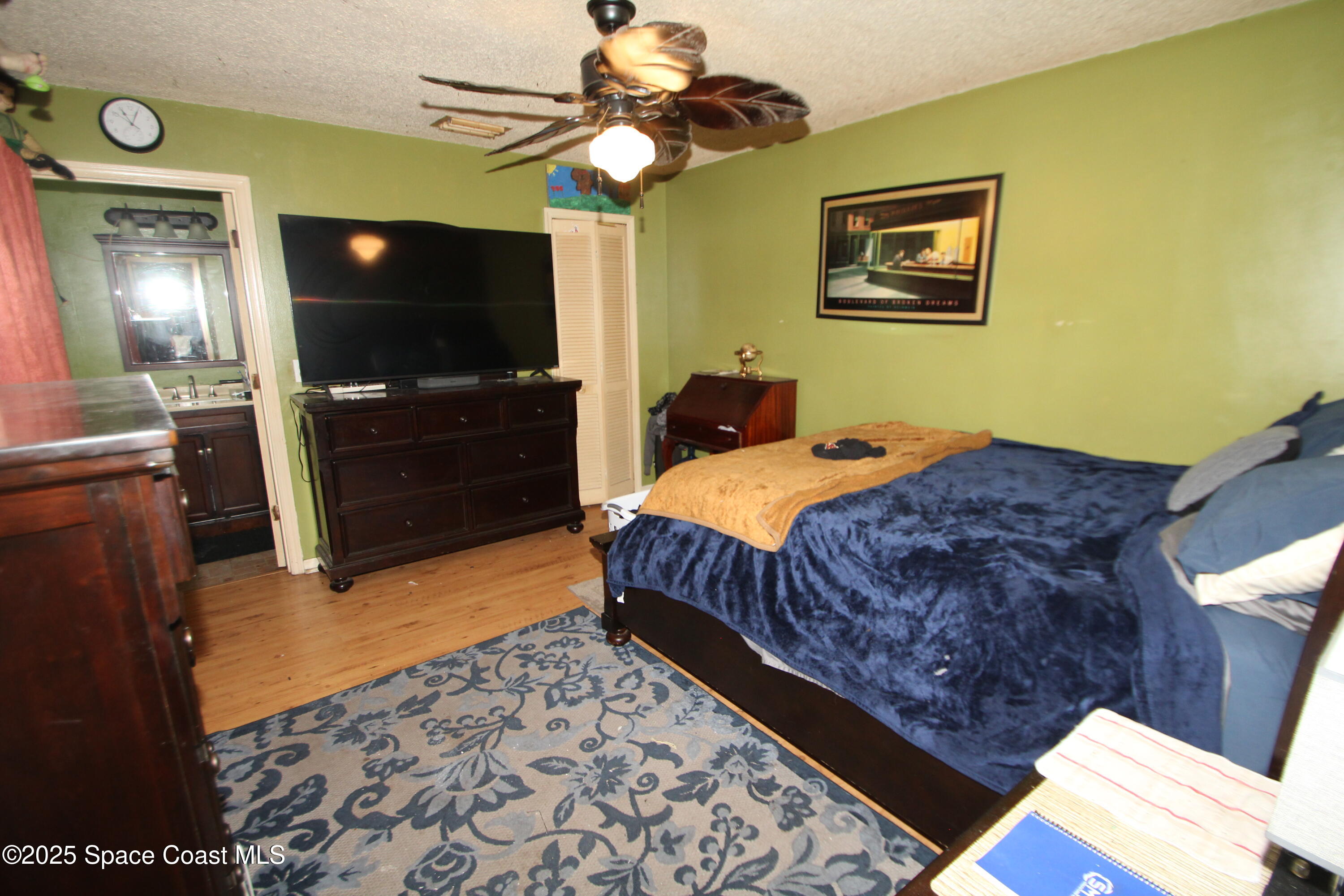 1199 Venus Street SE