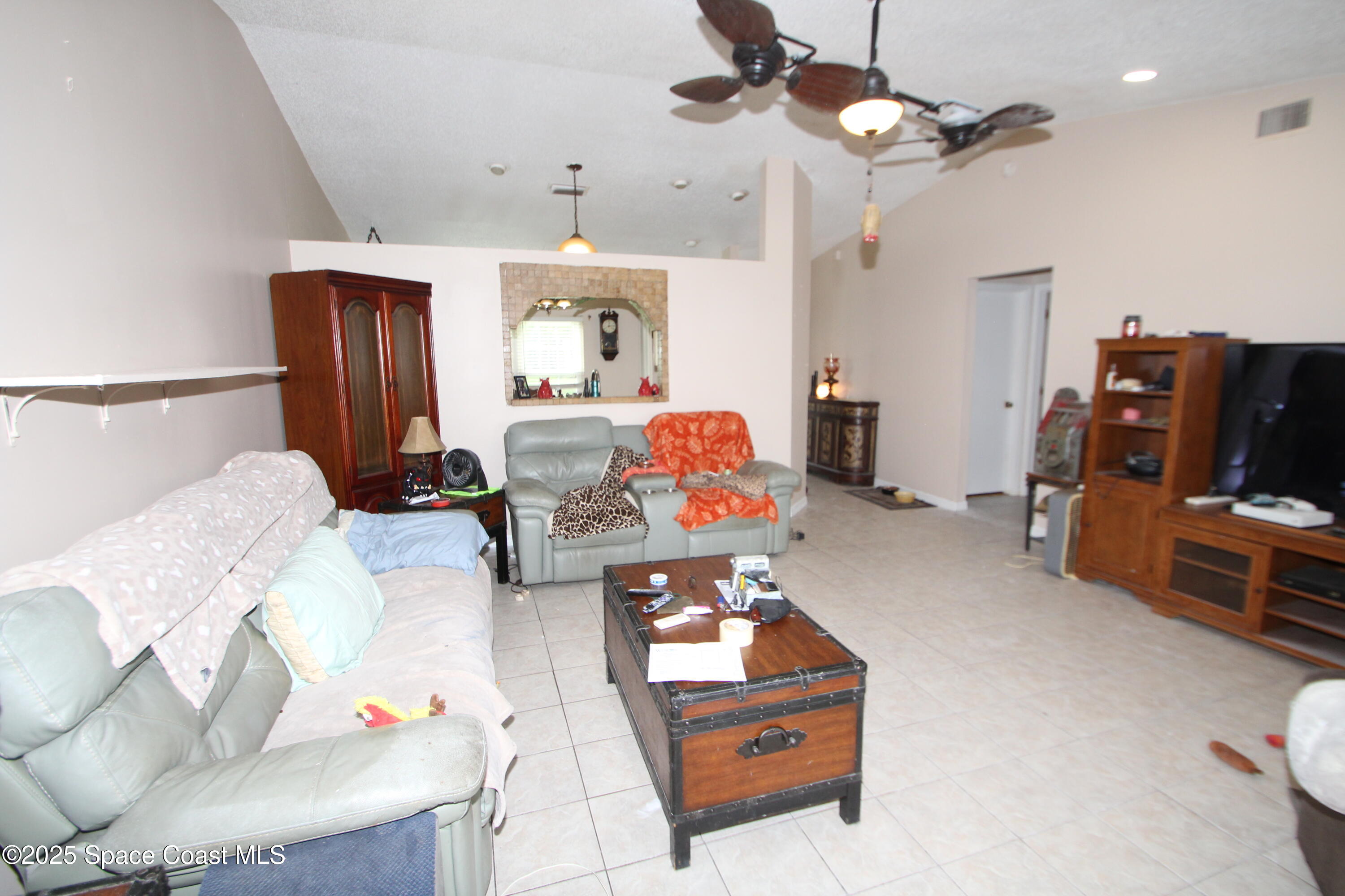 1199 Venus Street SE