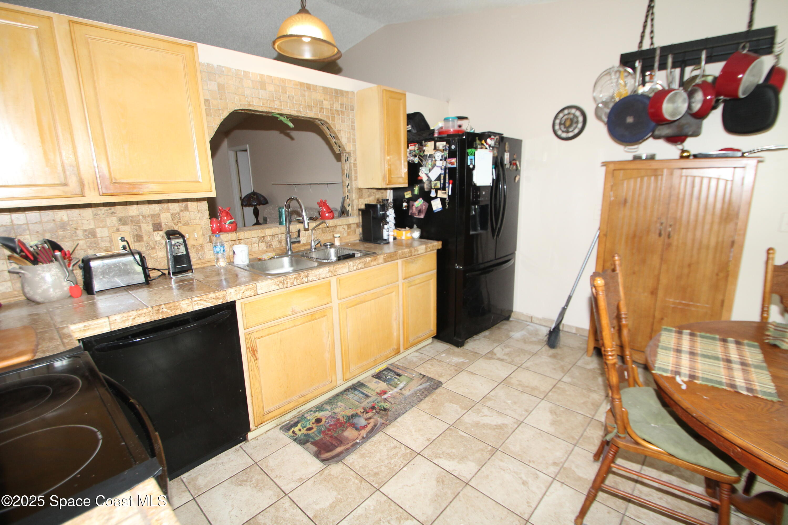 1199 Venus Street SE