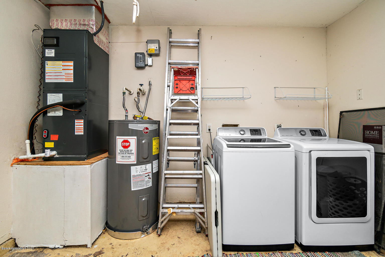 265 Winfall Avenue SW