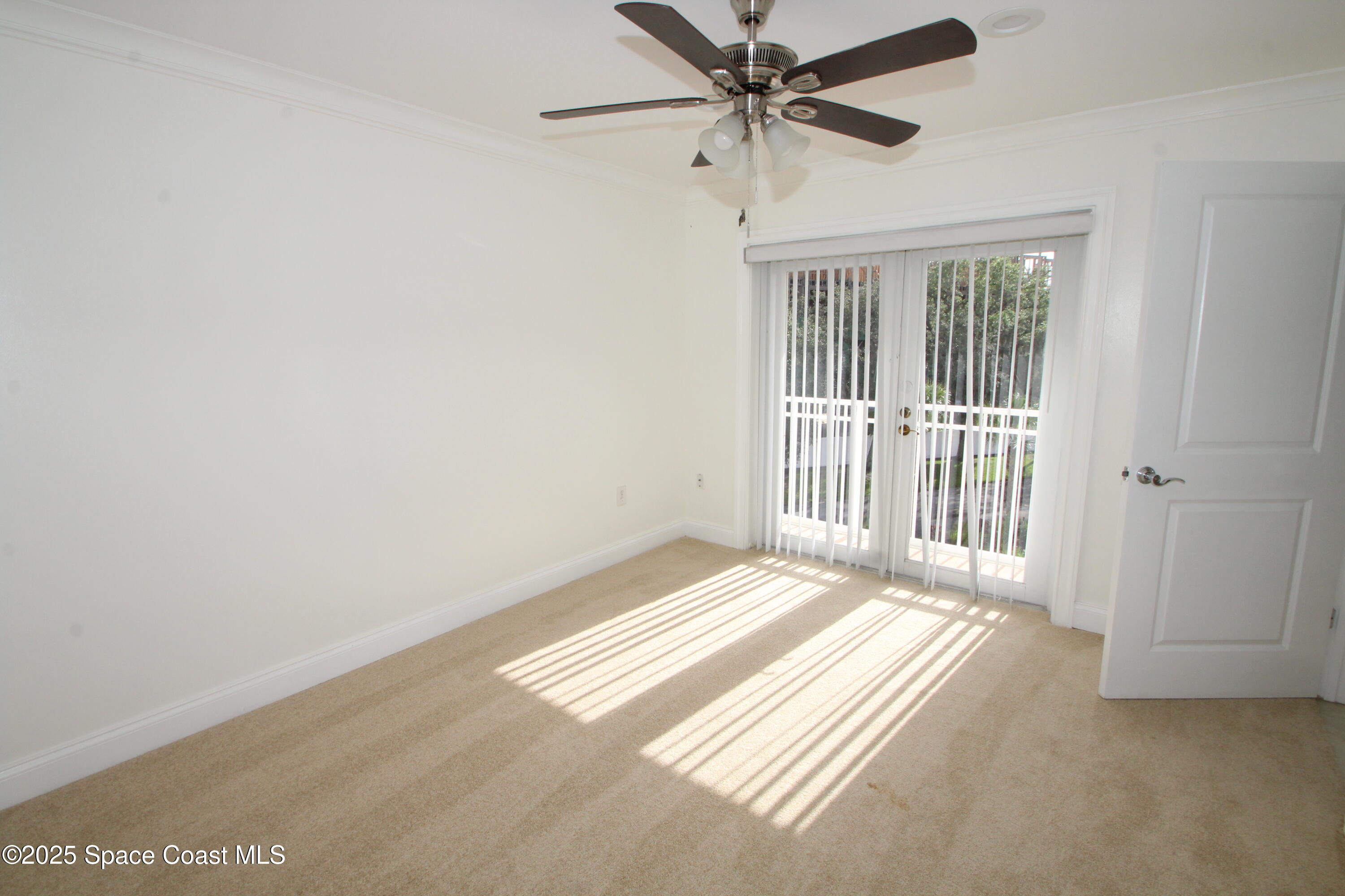 890 Vignoles Avenue NE, 3