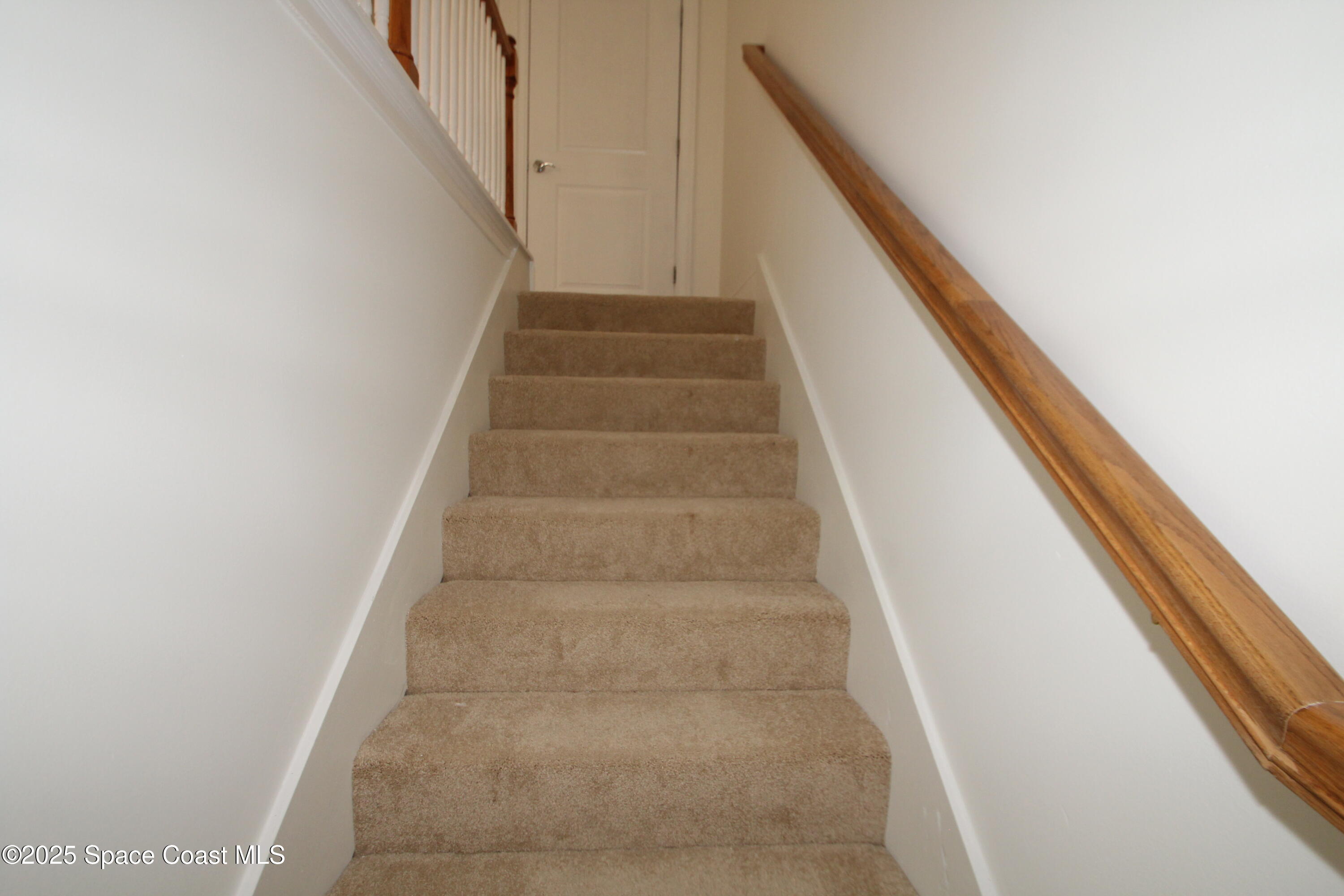 890 Vignoles Avenue NE, 3