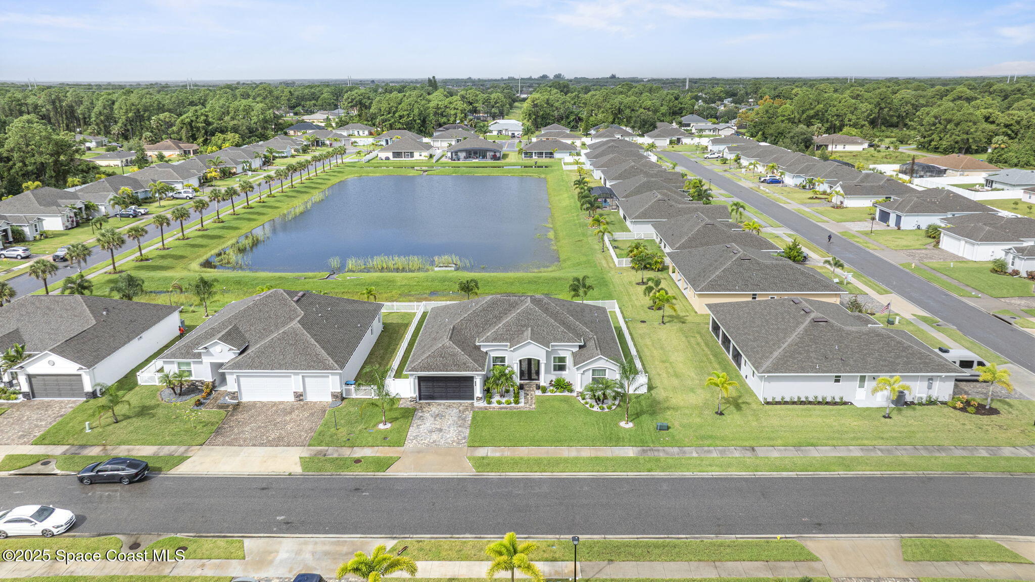 1085 E Captiva Island Circle SW