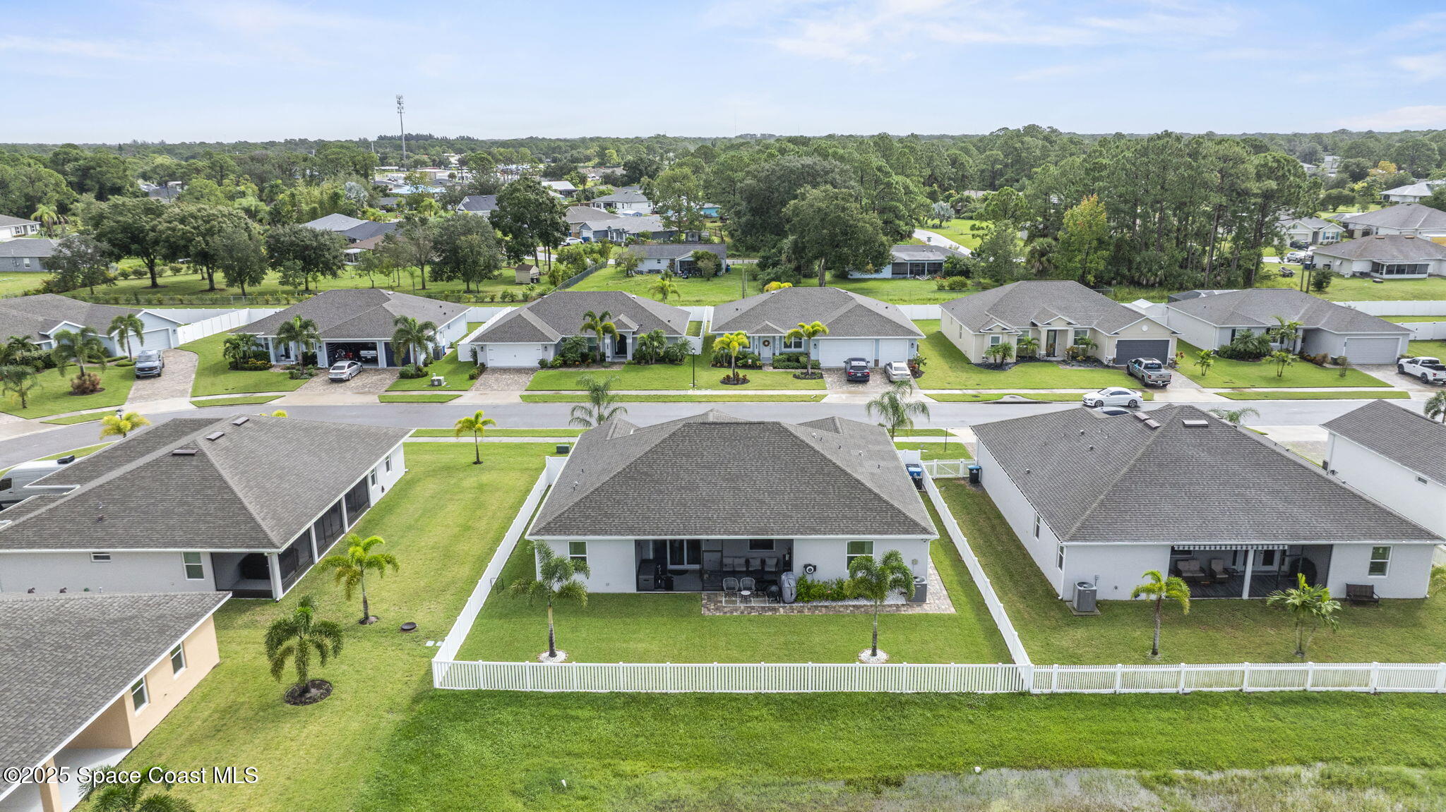 1085 E Captiva Island Circle SW