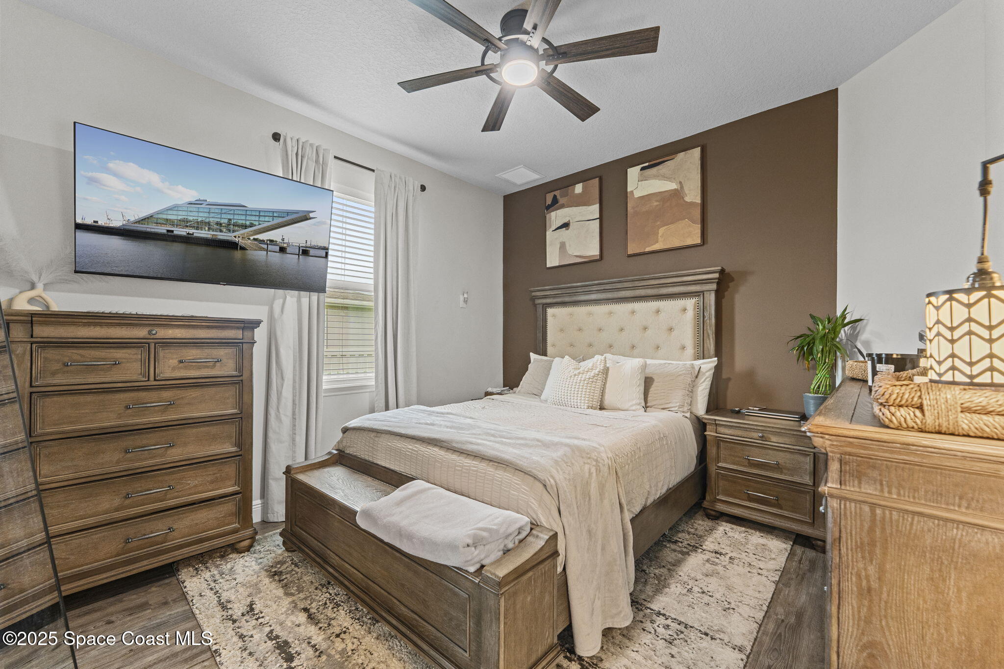 1085 E Captiva Island Circle SW