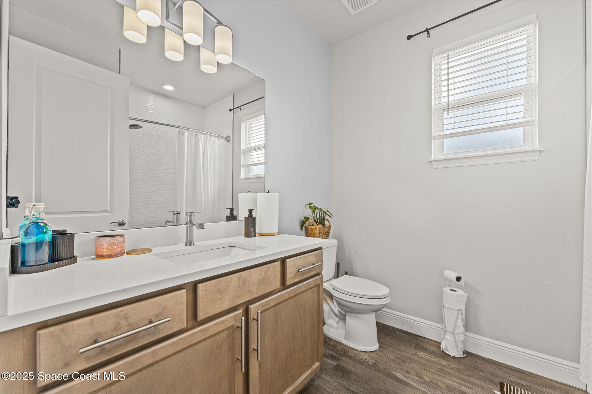 1085 E Captiva Island Circle SW