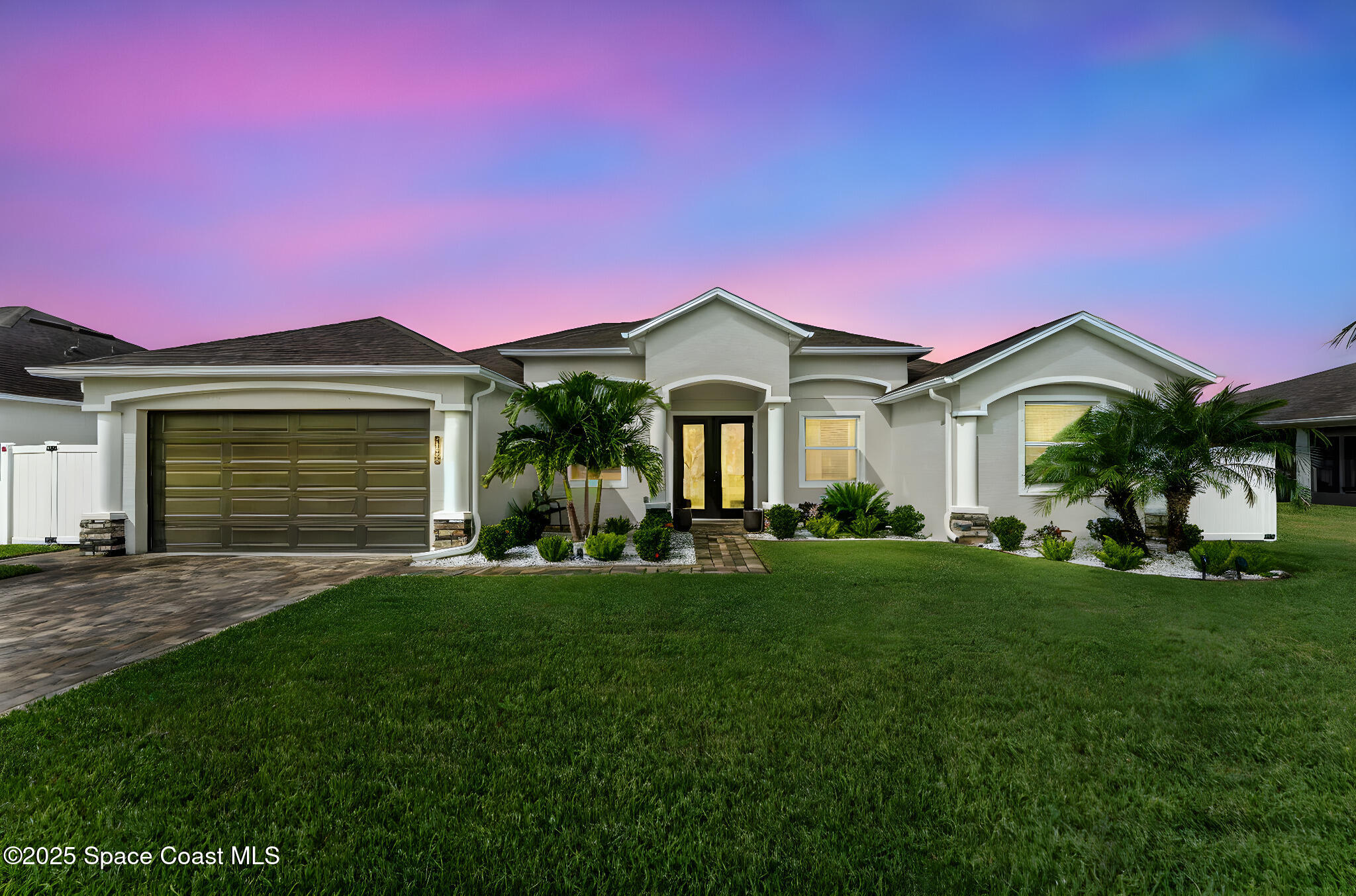 1085 E Captiva Island Circle SW