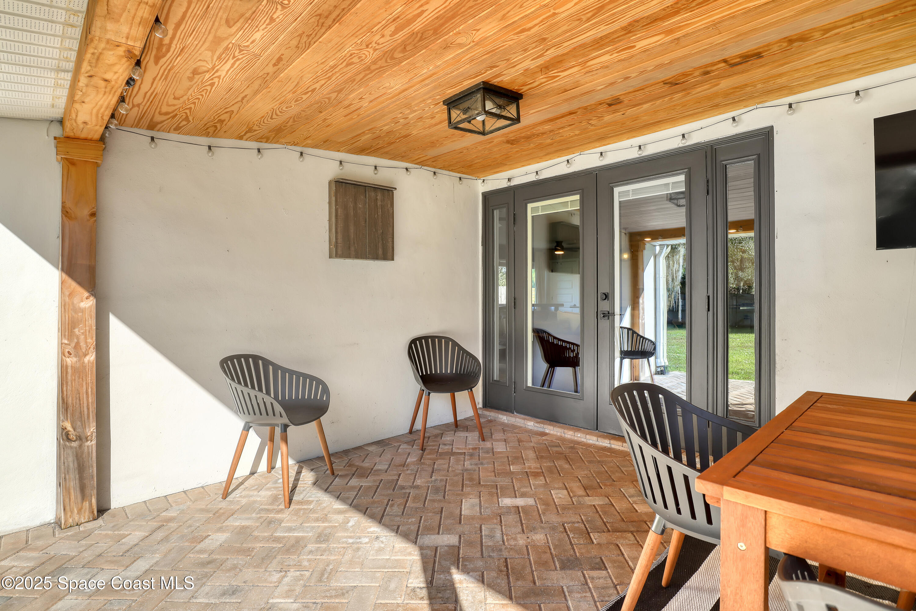 3065 Sharon Drive, Melbourne