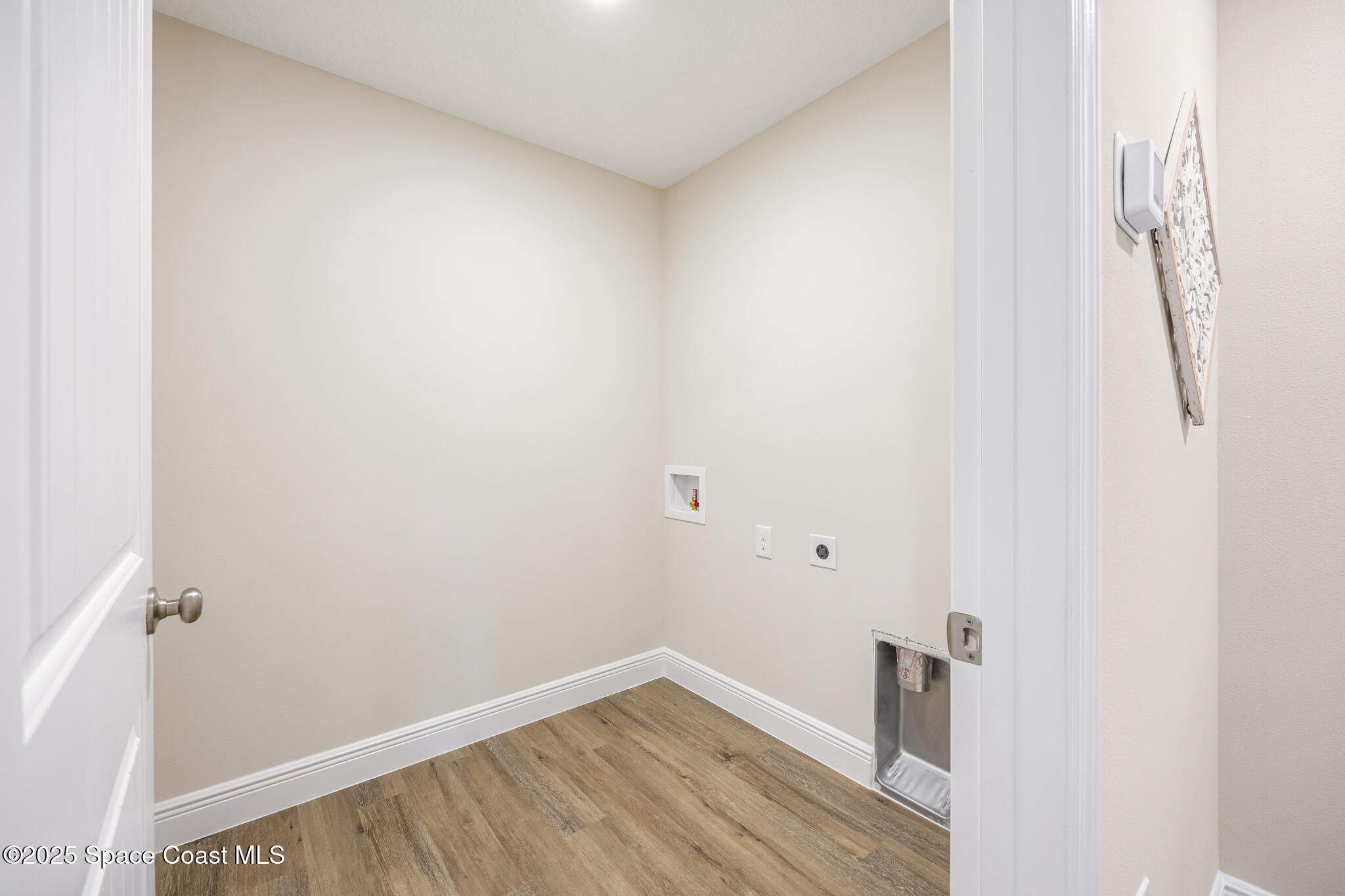 218 Hidden Woods Place, Melbourne