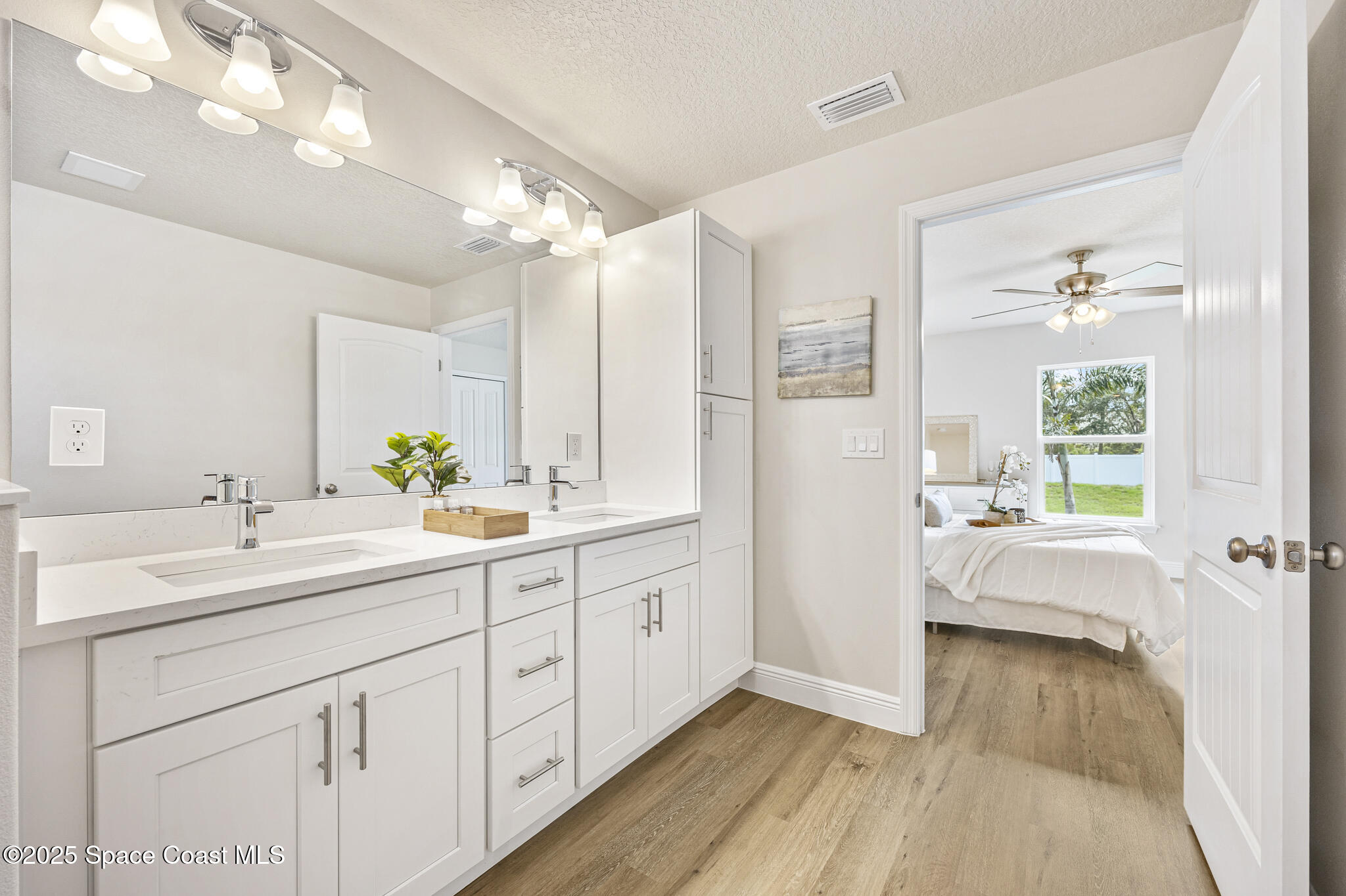 238 Hidden Woods Place, Melbourne